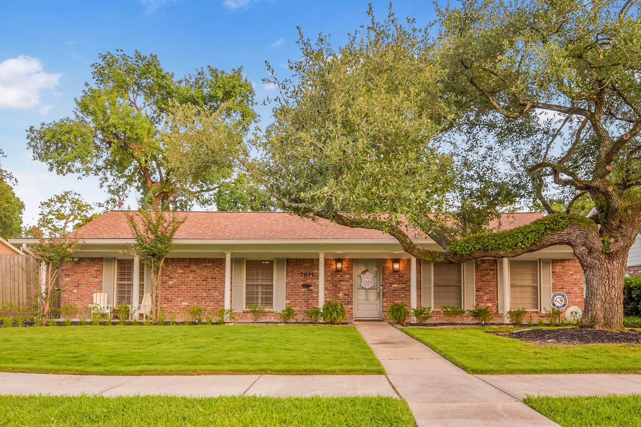 Houston, TX 77063,7611 Fairdale LN
