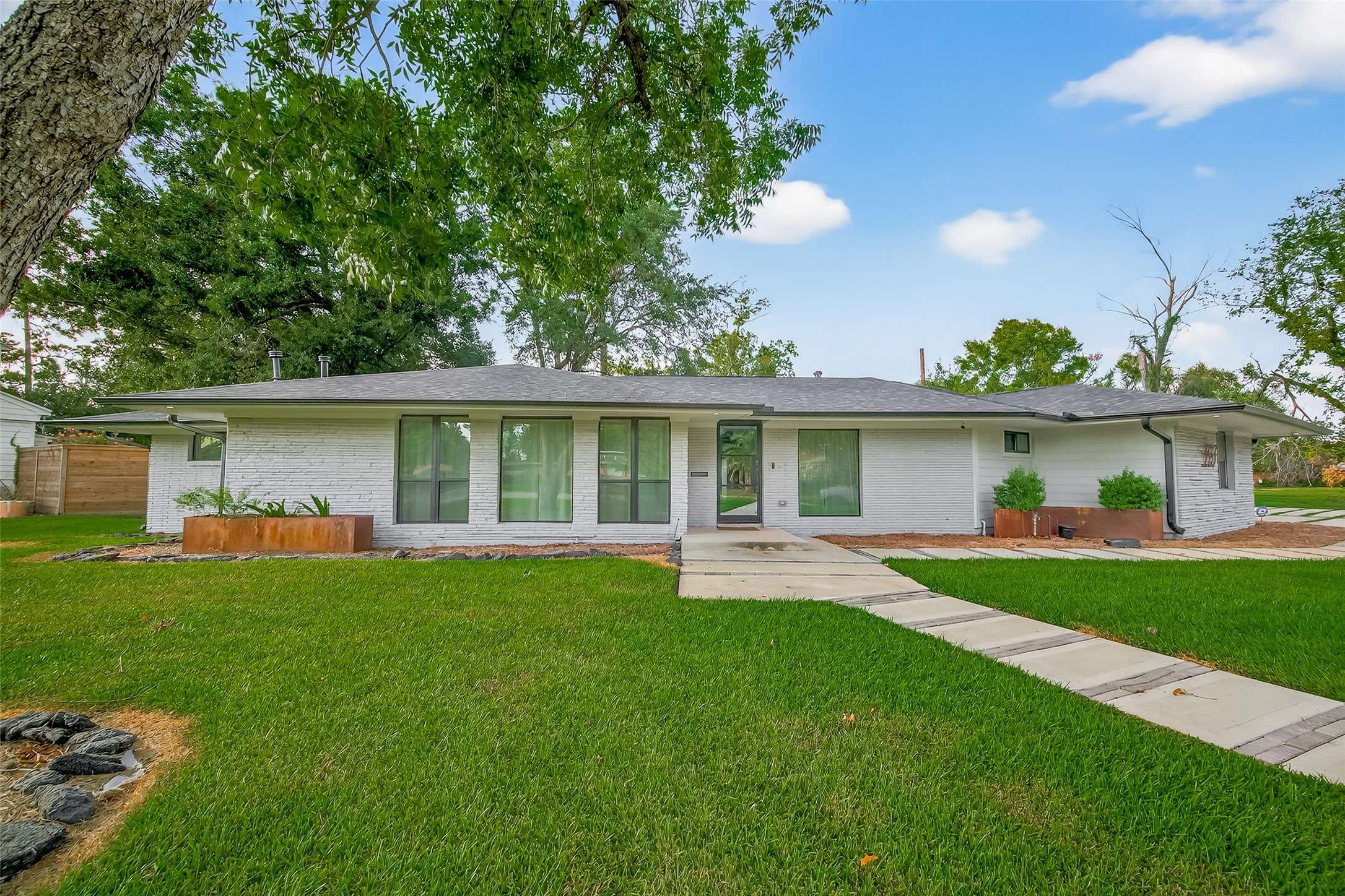 Houston, TX 77004,3333 Calumet ST