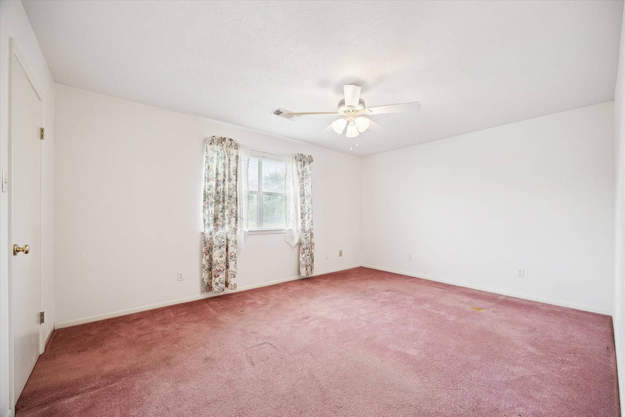 Pearland, TX 77584,7526 CR 112