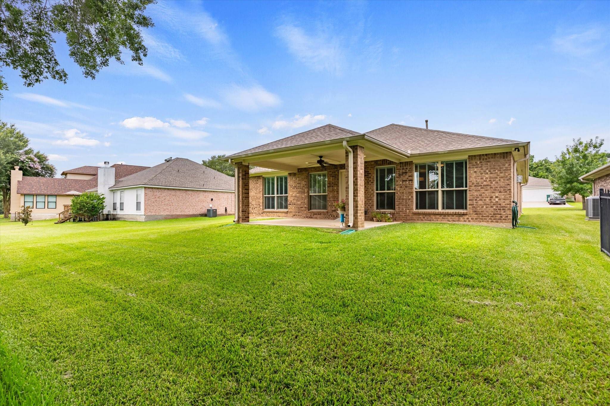 Willis, TX 77318,6862 Stillwater DR