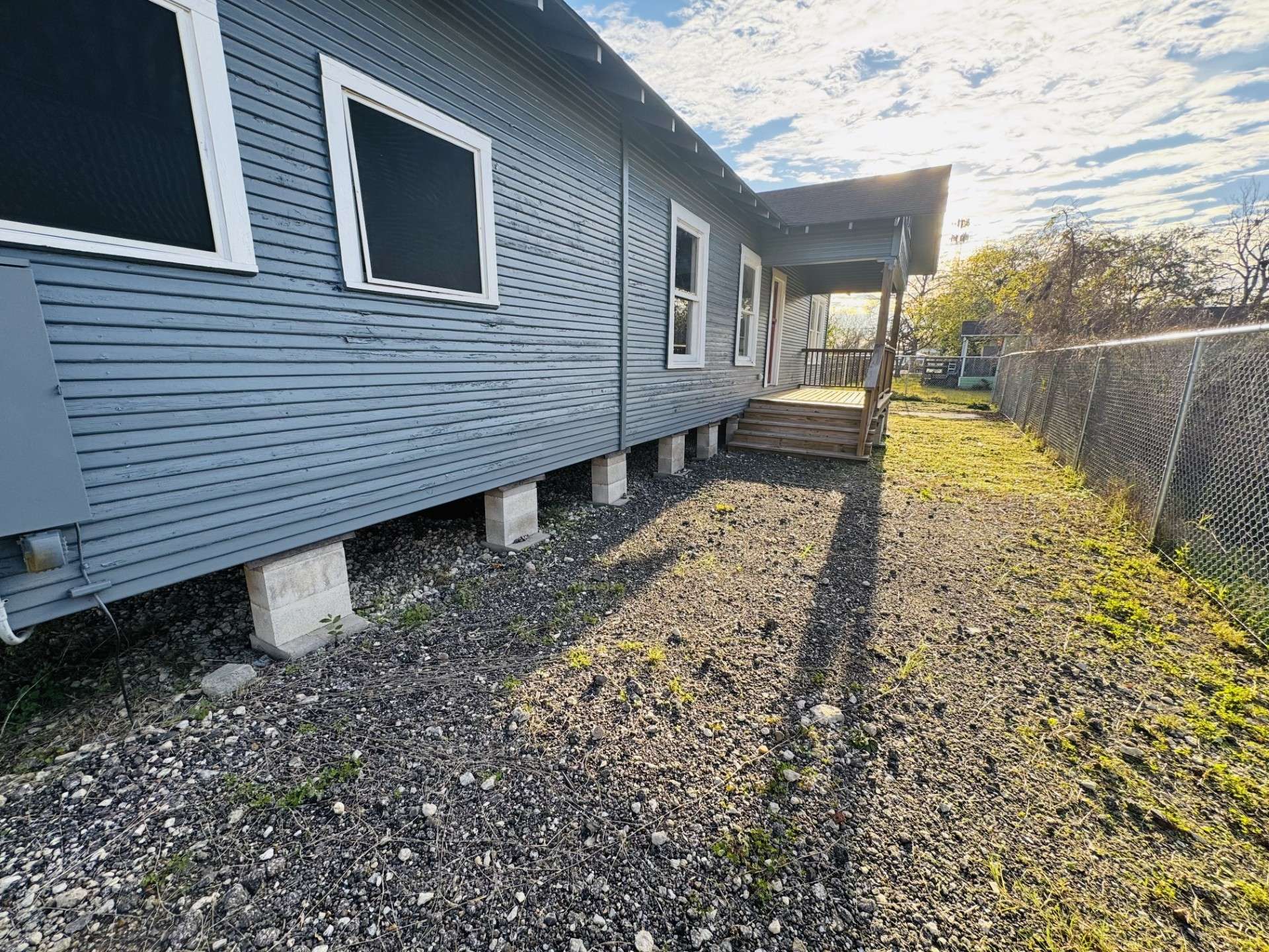 Dayton, TX 77535,710 Ester ST