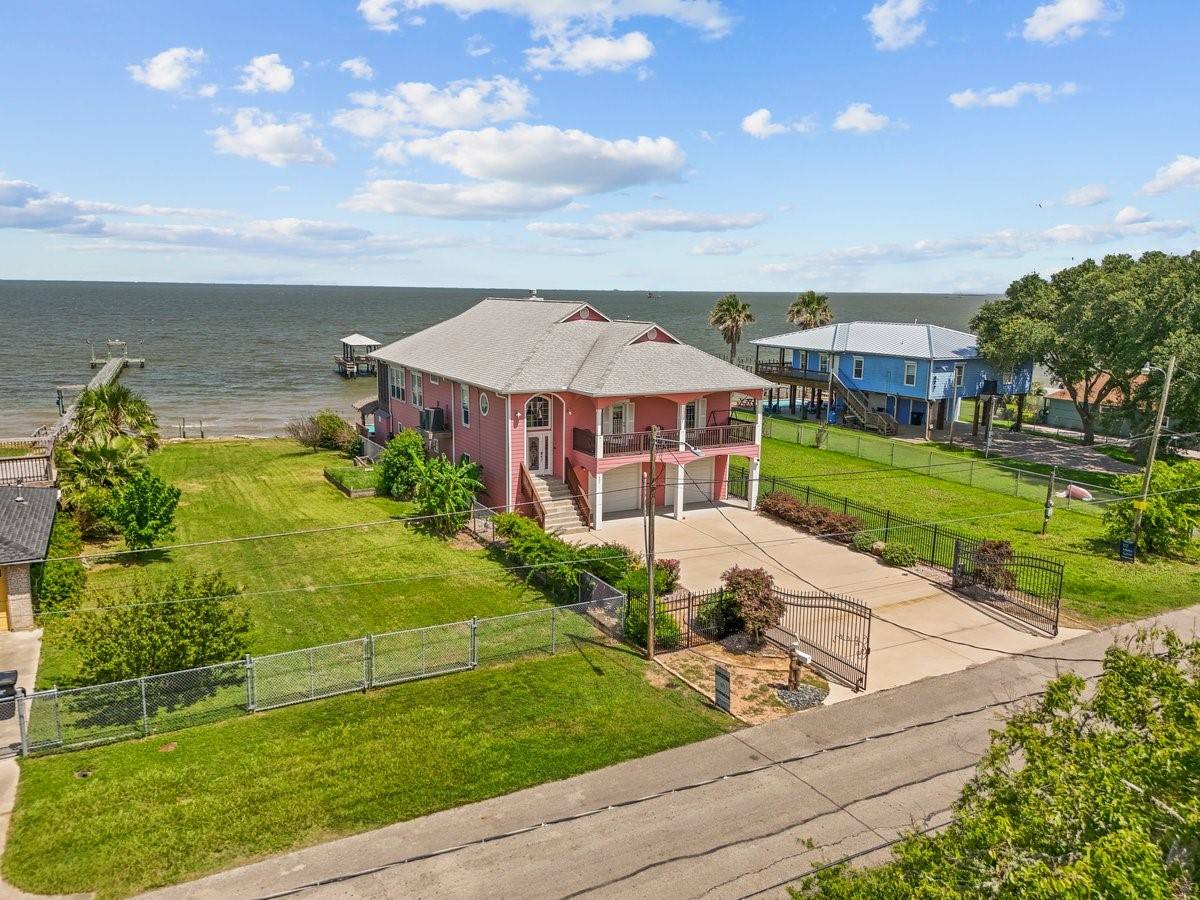 San Leon, TX 77539,421 2nd ST