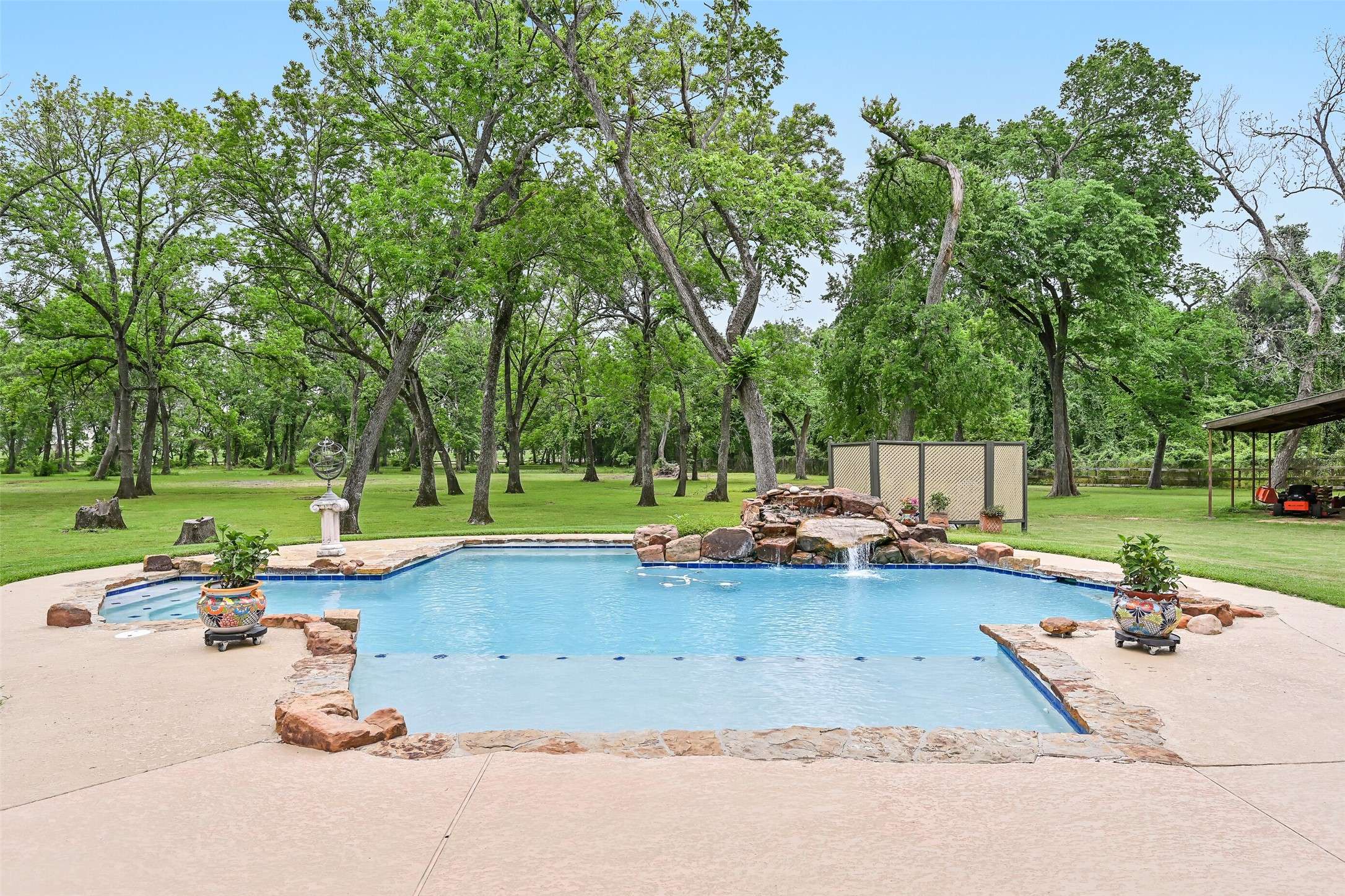 Rosharon, TX 77583,2703 Mckeever RD