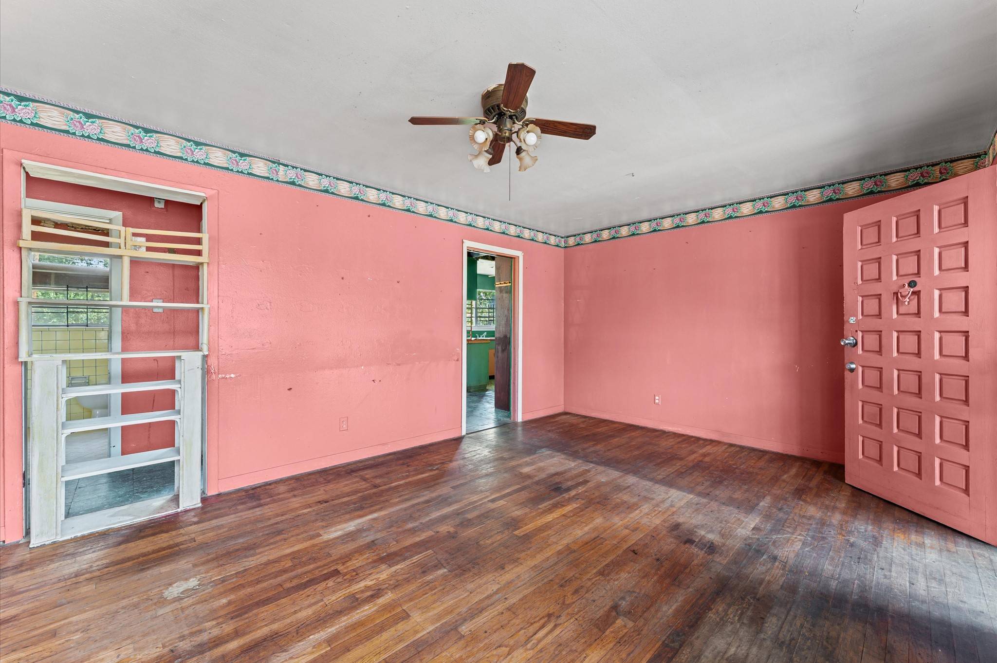 Houston, TX 77016,7402 Yoe ST