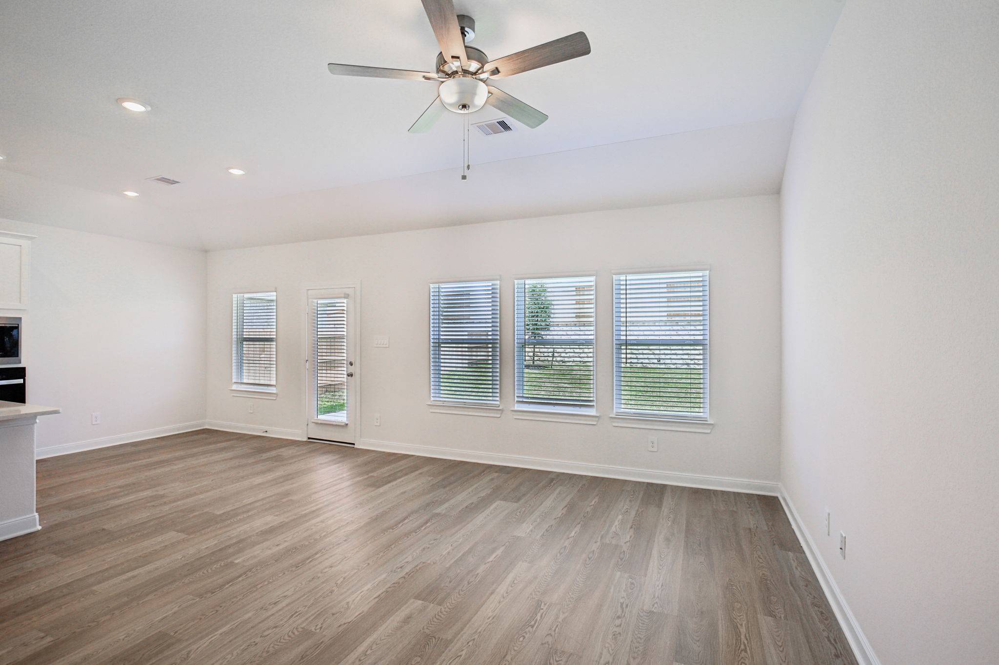 Montgomery, TX 77316,132 Bay Bridge CT