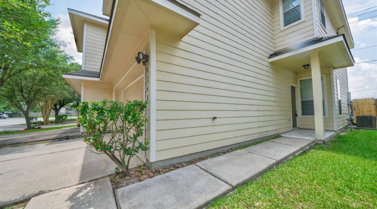 Houston, TX 77044,8743 Thistlemoor LN