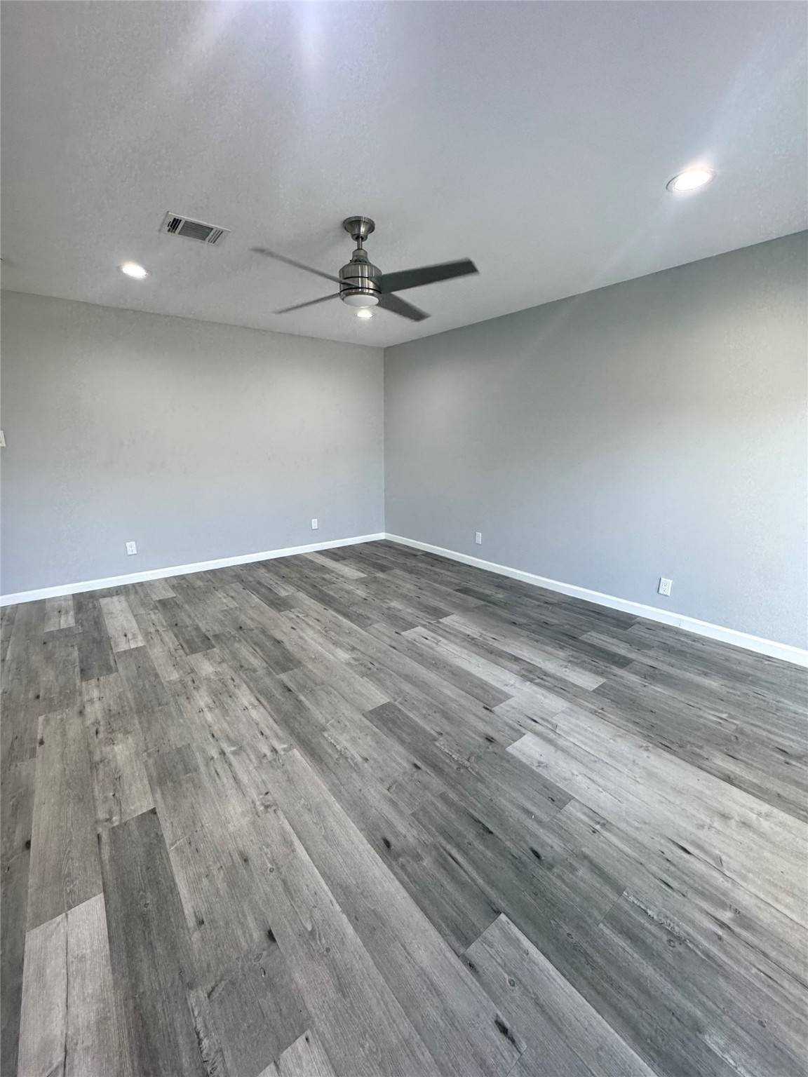 Friendswood, TX 77546,416 Avondale LN