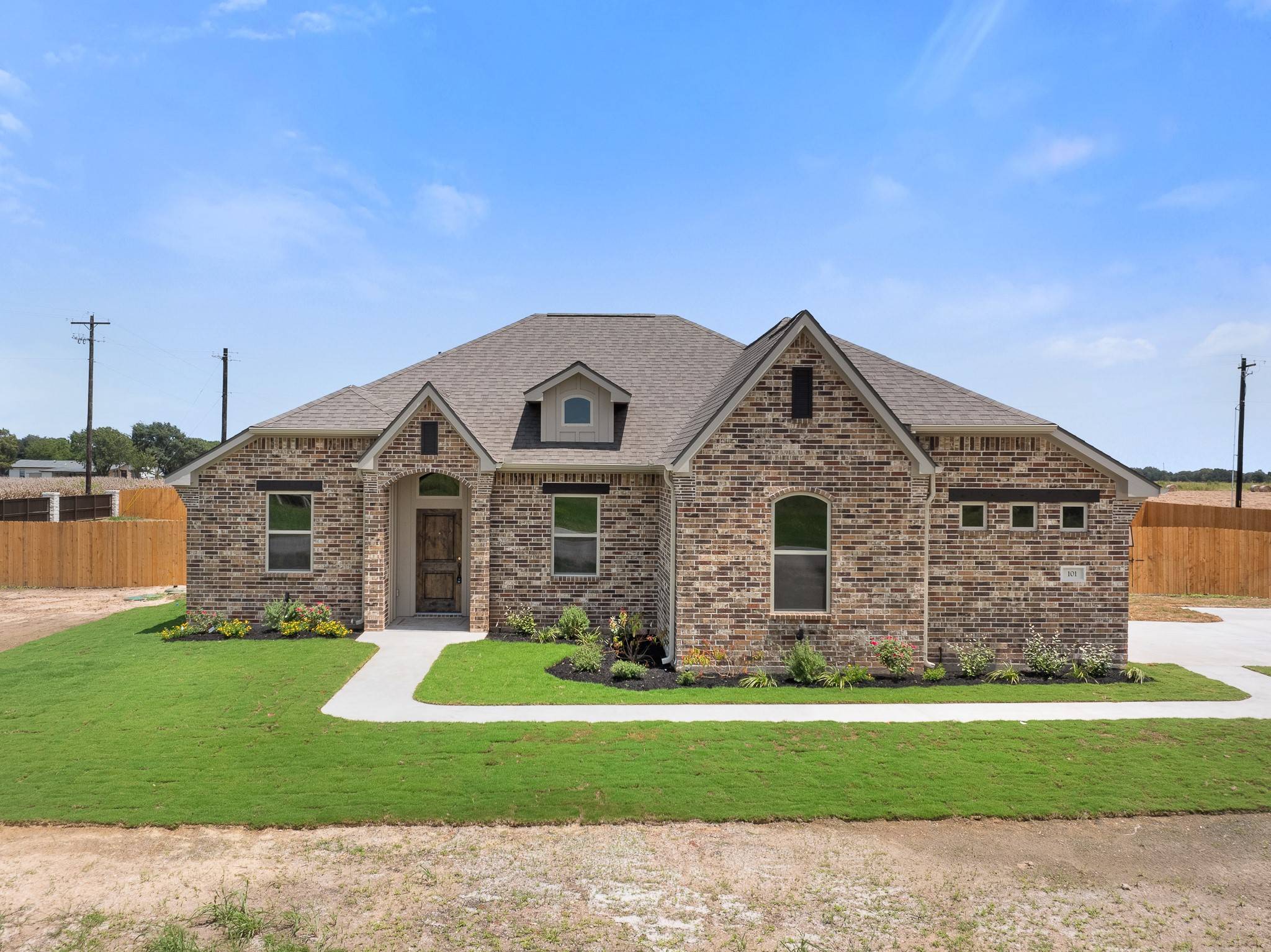 Snook, TX 77878,101 Court Side