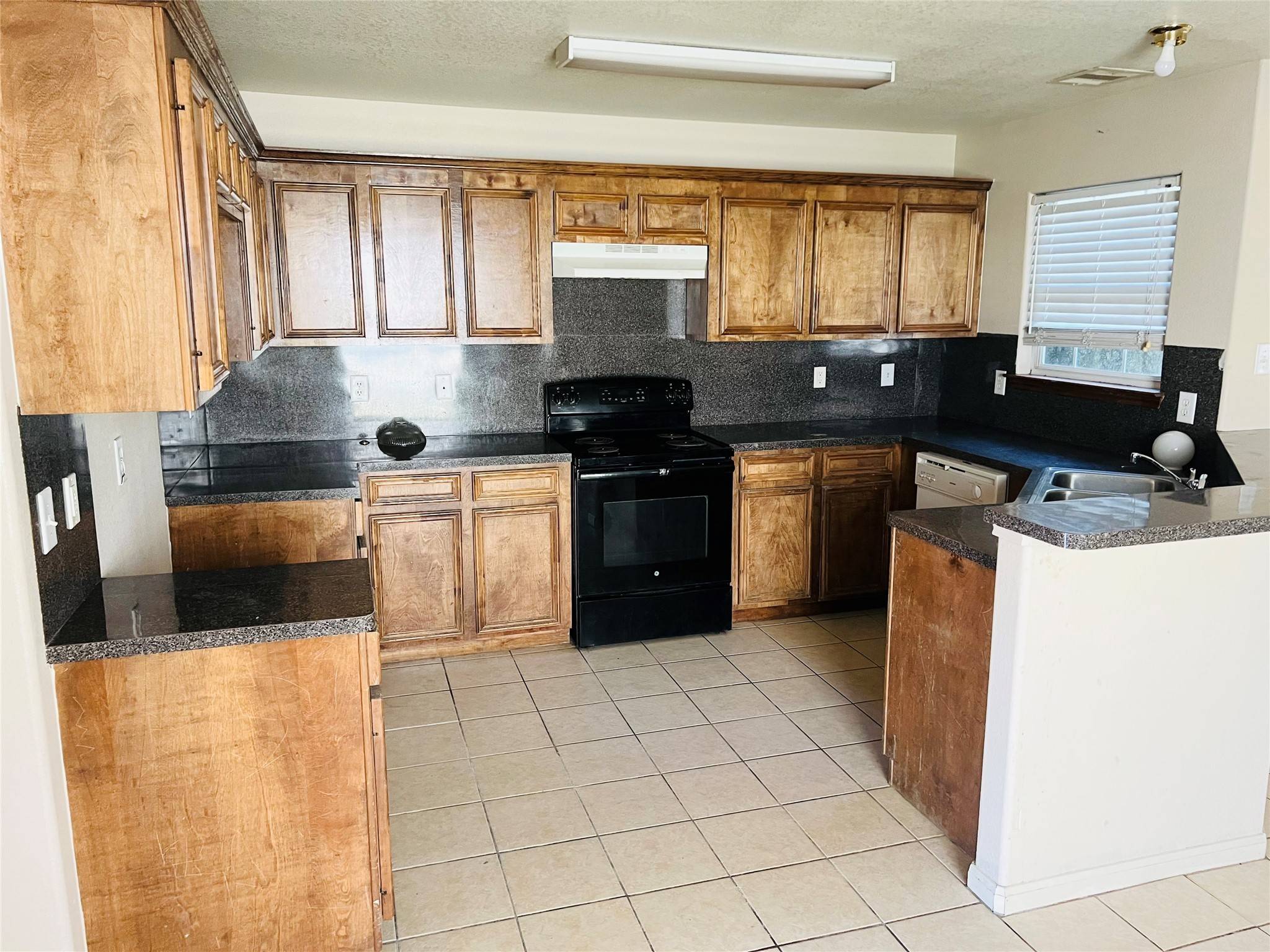 Houston, TX 77051,4205 Clover ST #B