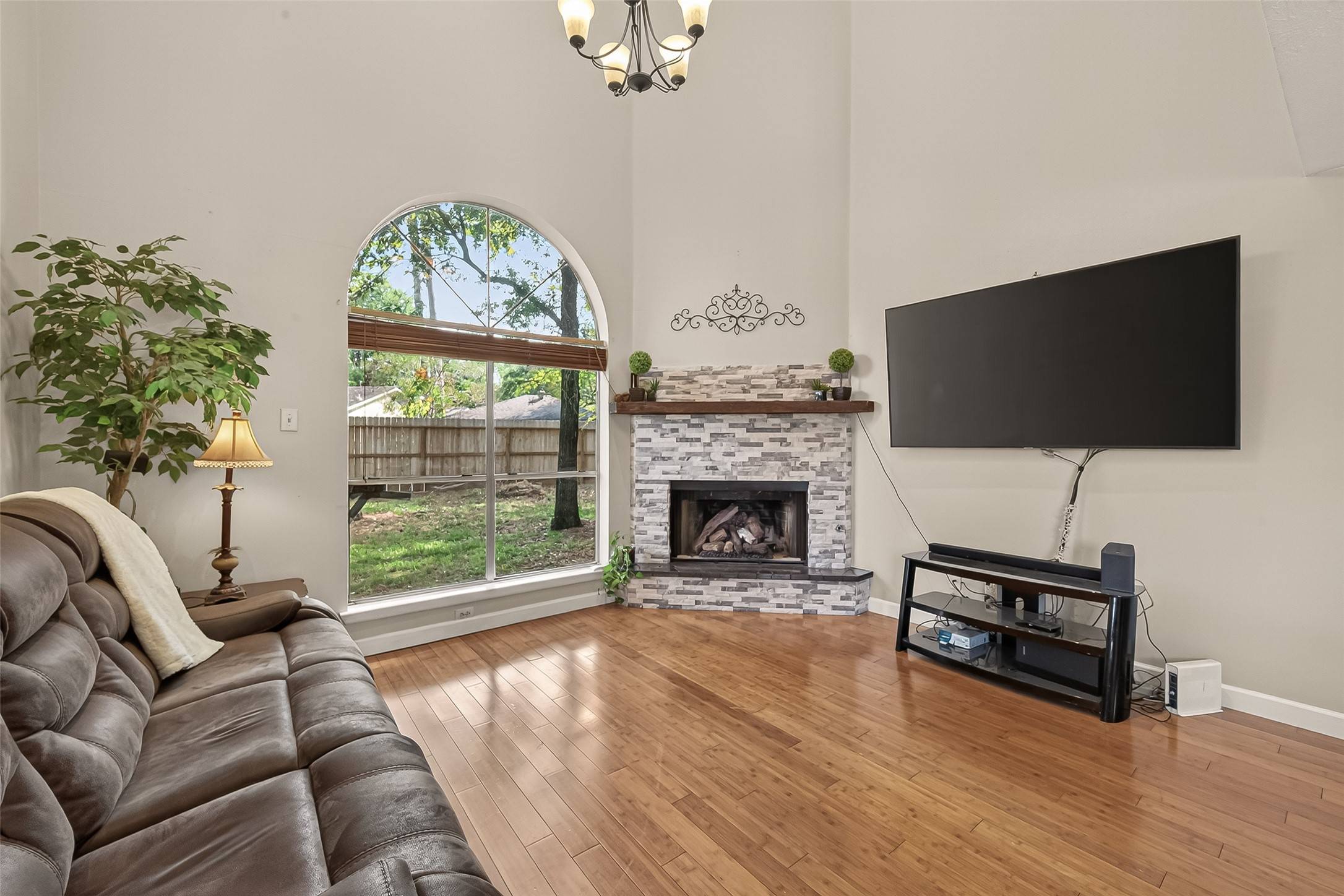 Houston, TX 77070,15214 River Park DR