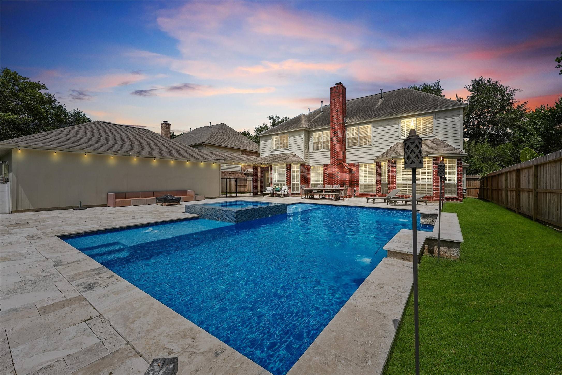 Houston, TX 77059,16211 Park Center DR