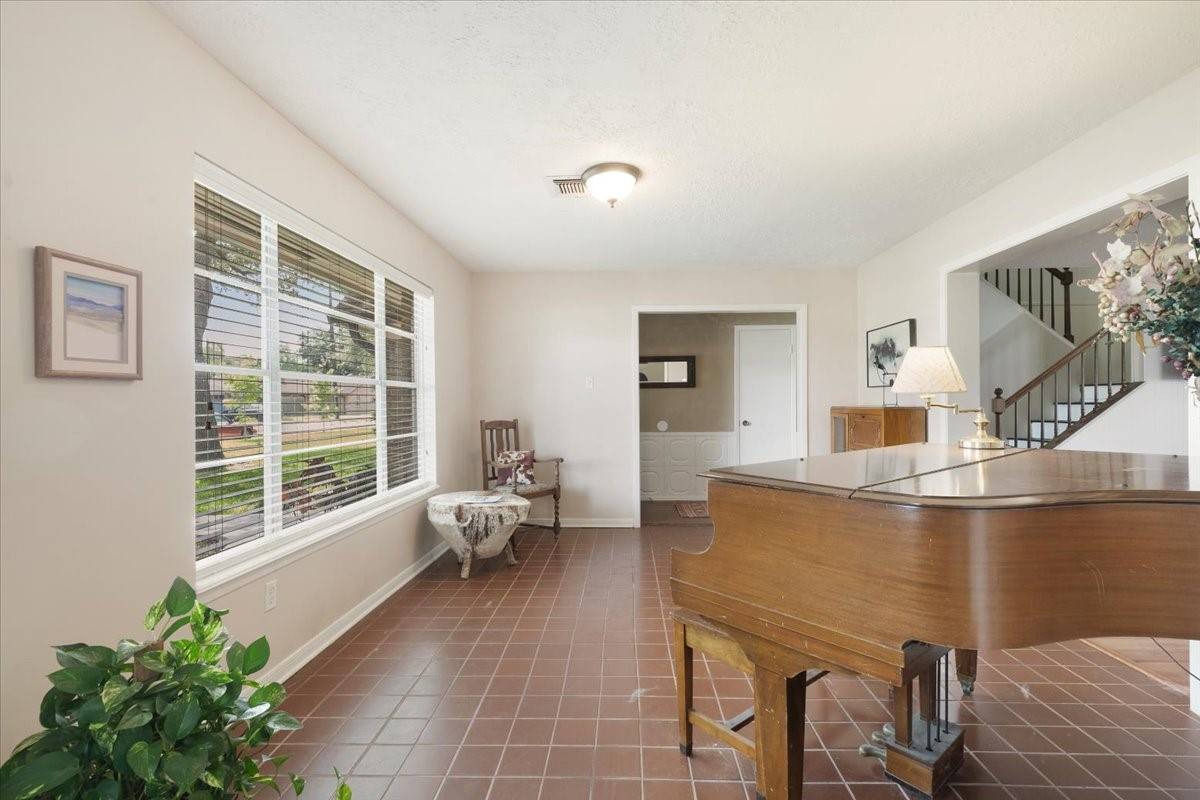 Pasadena, TX 77502,2708 Valley Forge DR