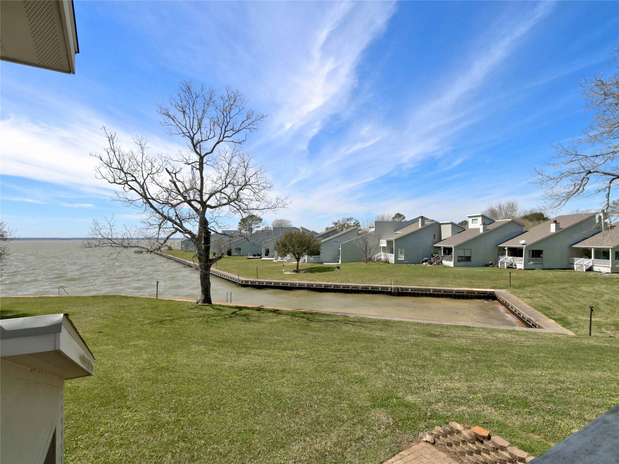 Livingston, TX 77351,100 Edgewater DR #32