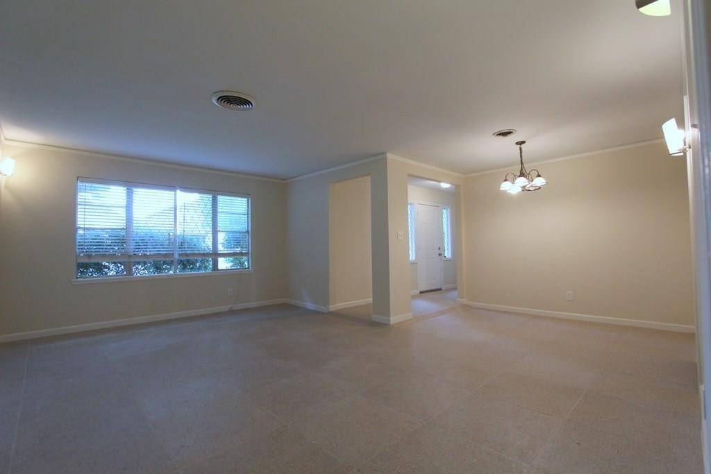 Bellaire, TX 77401,4504 Maple ST