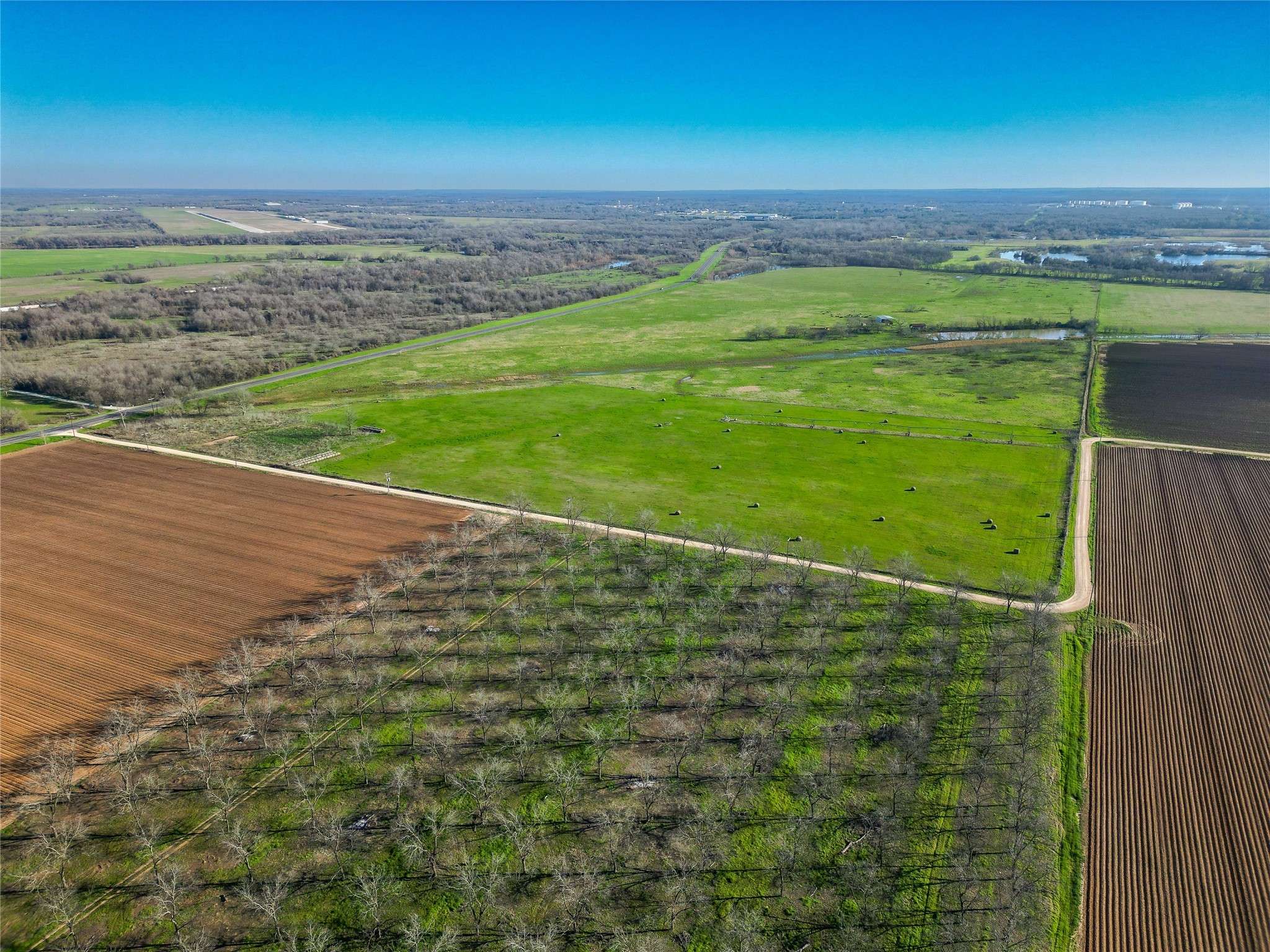 Hearne, TX 77859,000 Highway 79