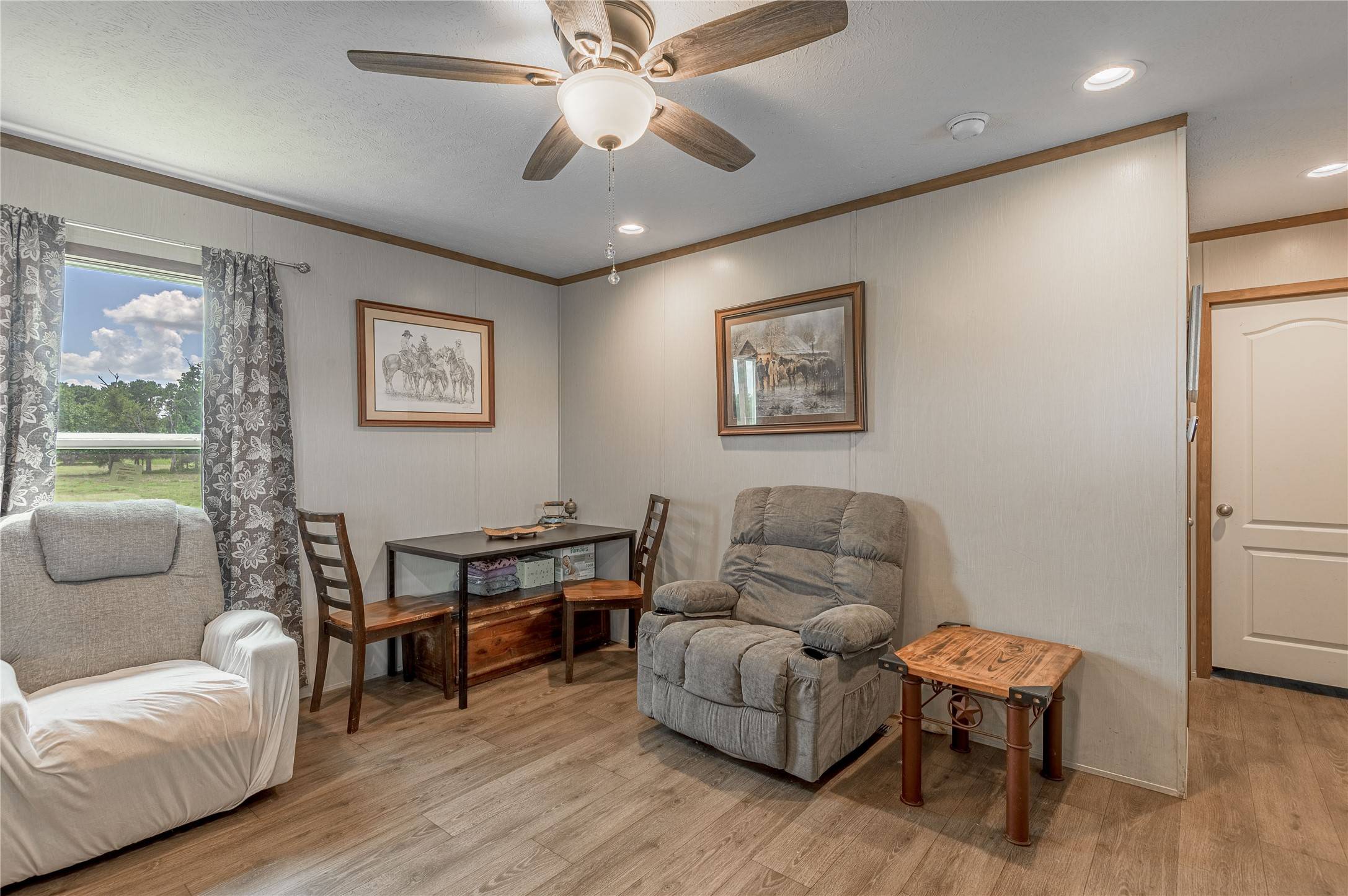 Groveton, TX 75845,998 E 1st St