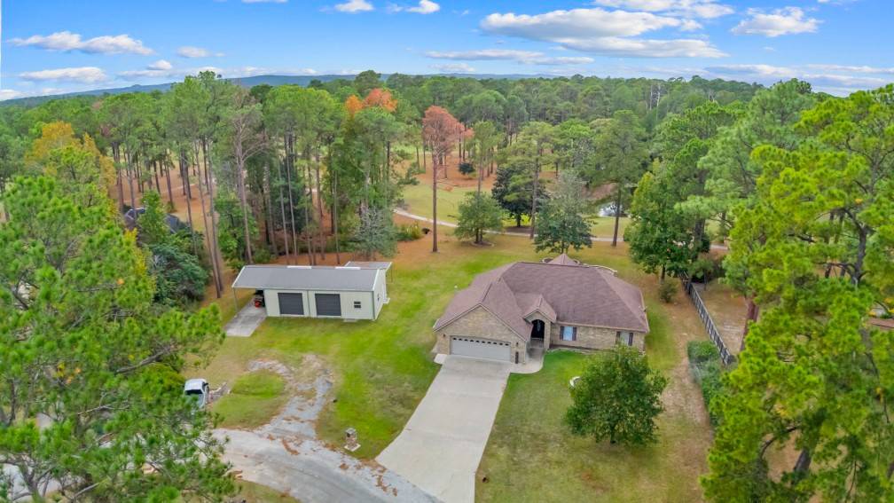 Brookeland, TX 75931,416 Broadmoor DR