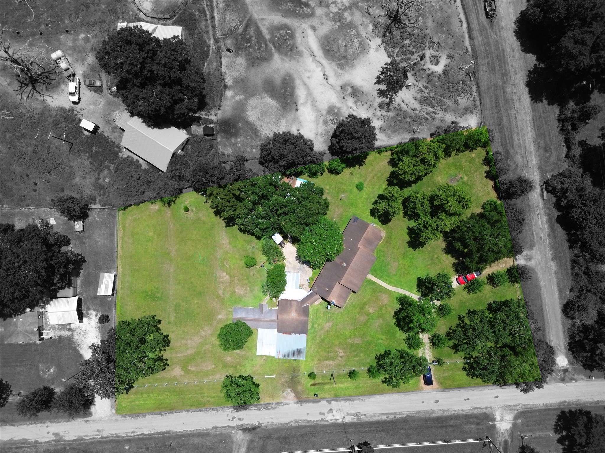 Plantersville, TX 77363,15486 W Loop DR