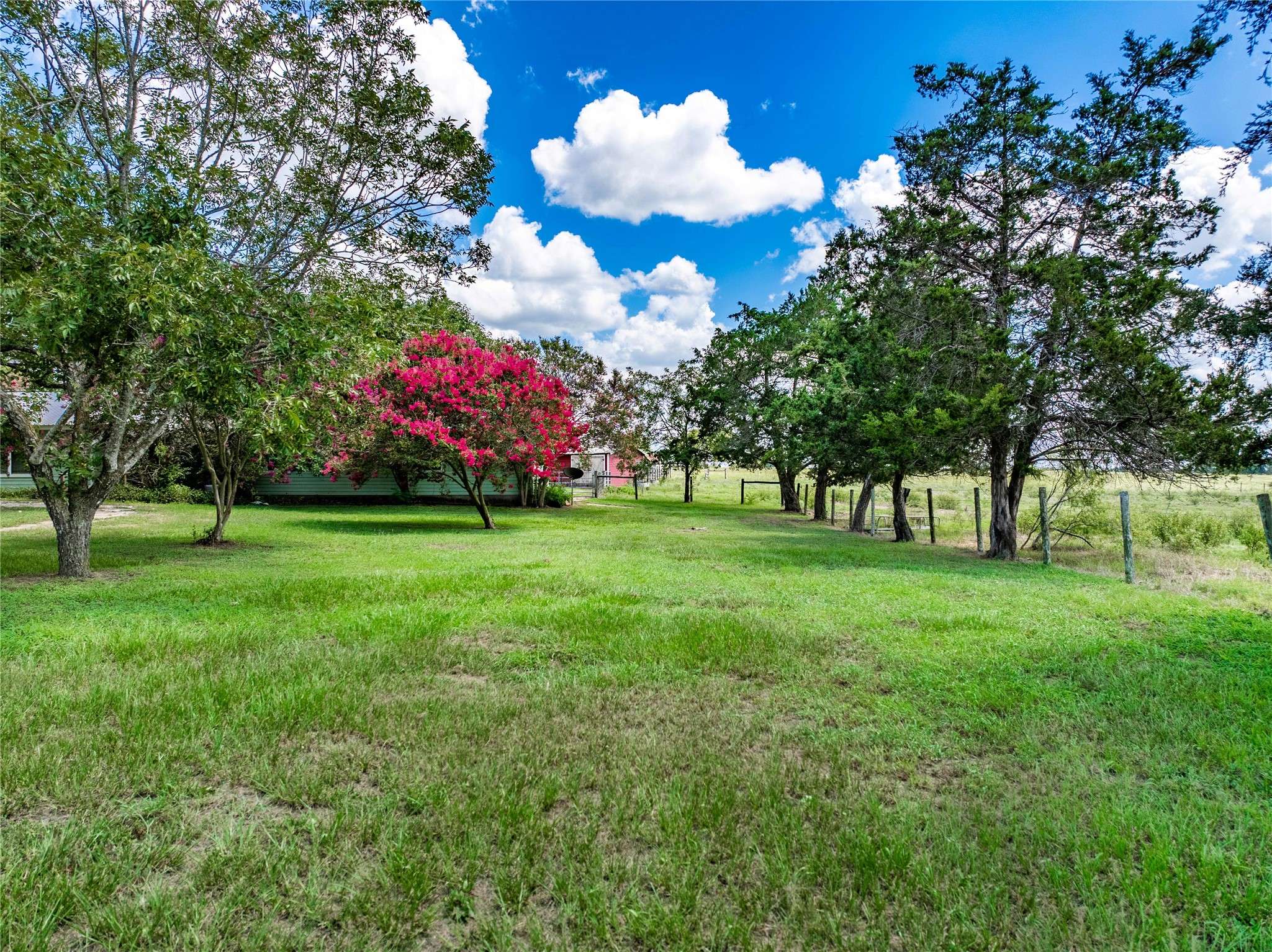 Weimar, TX 78962,1466 County Road 253