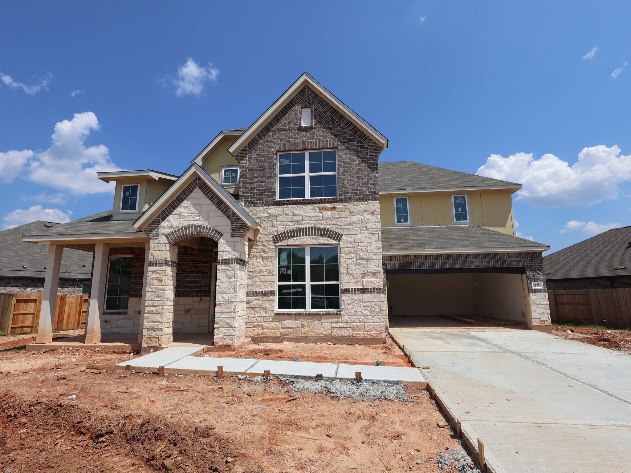 Willis, TX 77378,521 Corner Canyon LN