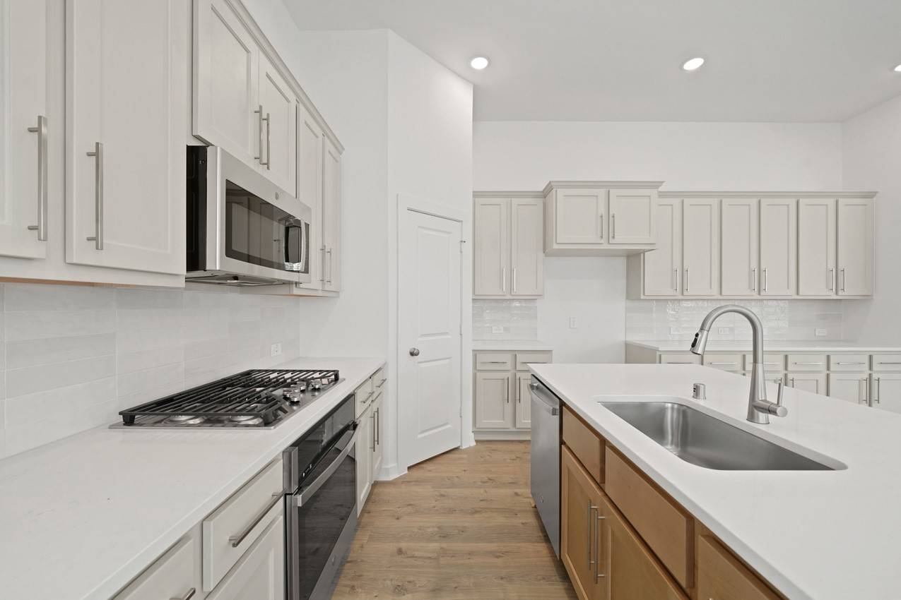 Rosenberg, TX 77471,5043 Henry Merritt ST