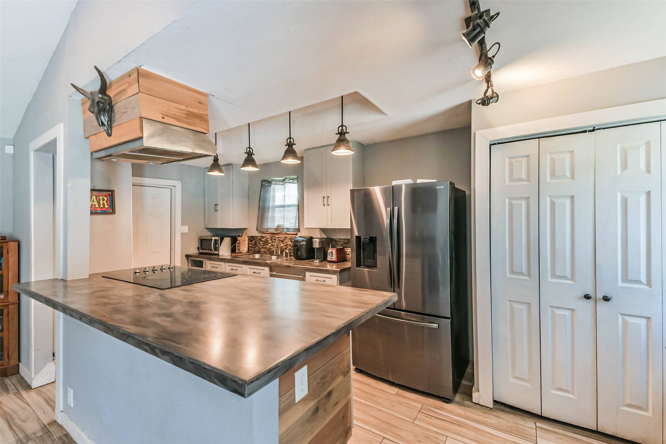 Houston, TX 77035,5842 Ludington DR