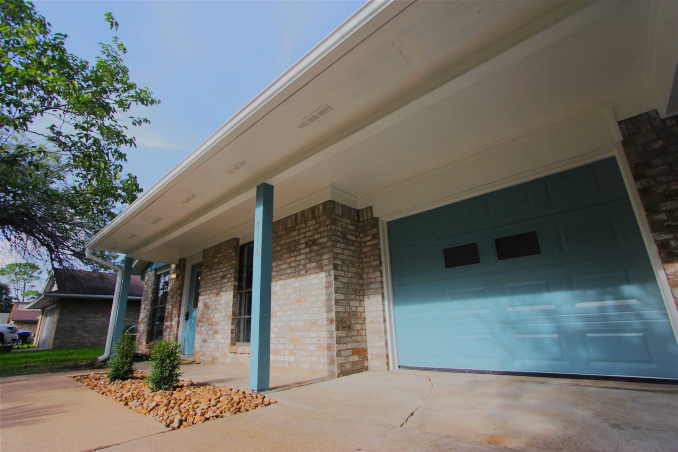 La Porte, TX 77571,610 N 12th ST