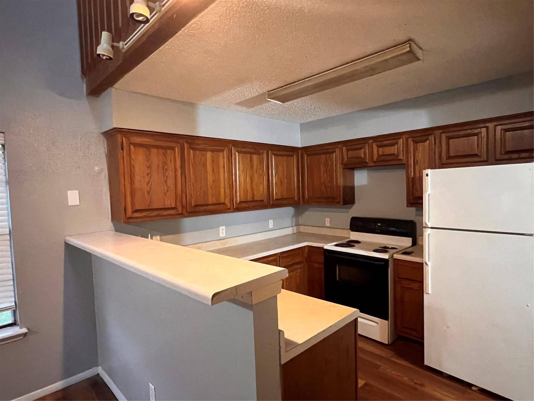 League City, TX 77573,200 Pecan DR #603