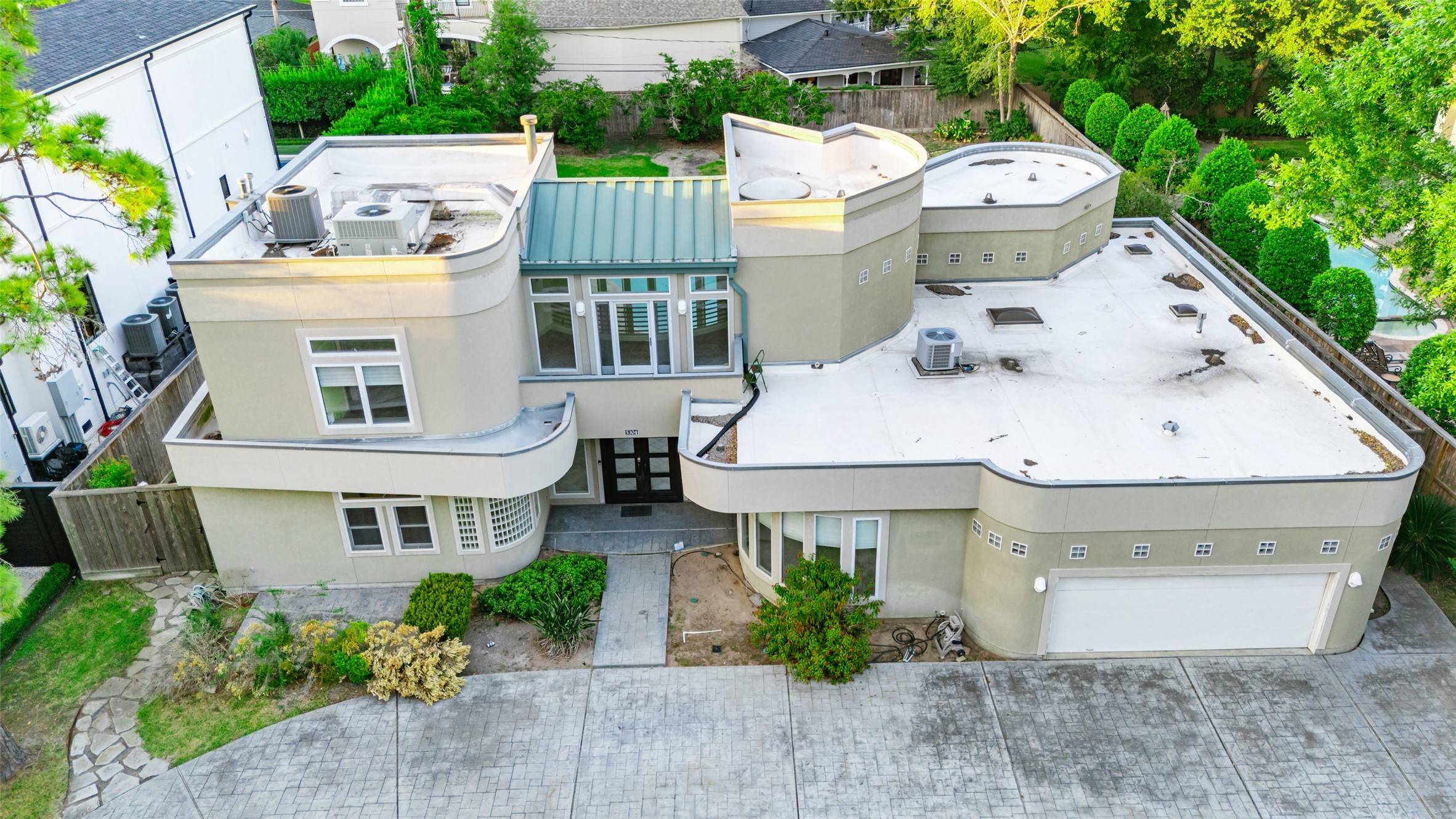 Bellaire, TX 77401,5304 Braeburn DR