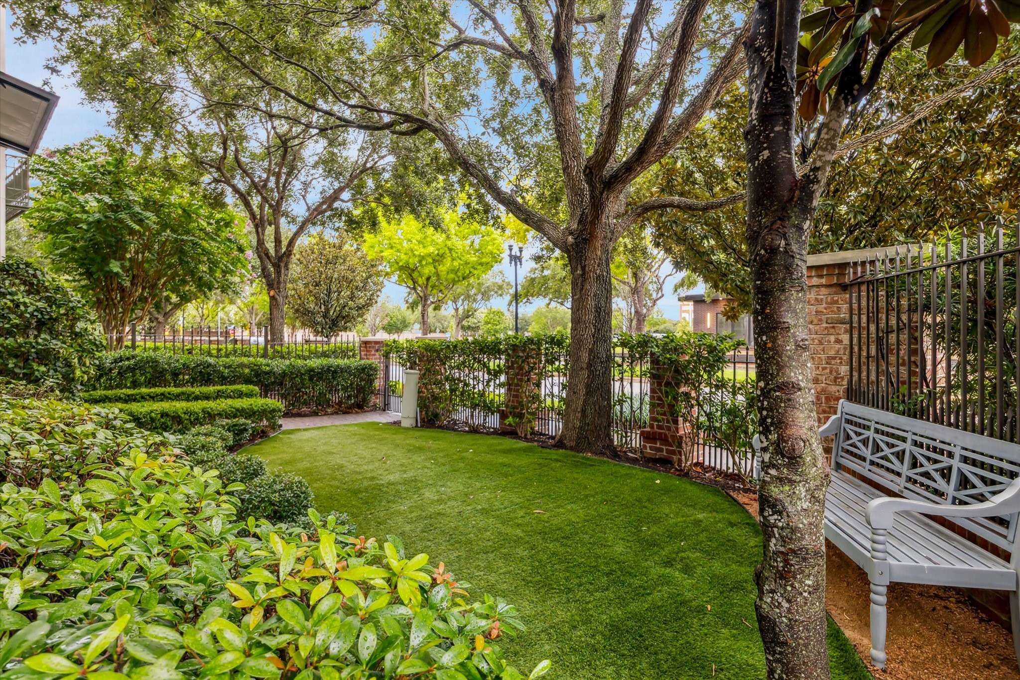 Sugar Land, TX 77478,1126 Lake Pointe Pkwy