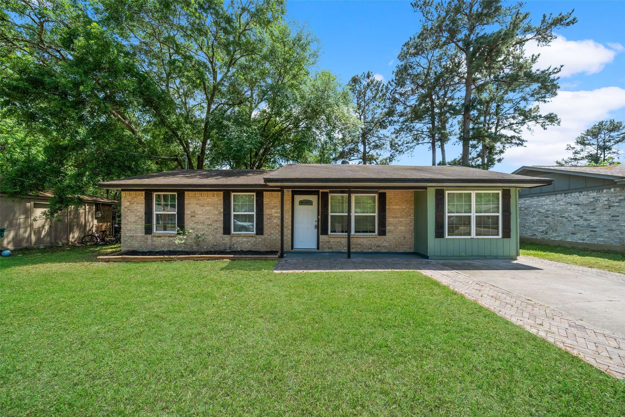 Willis, TX 77378,204 N Shirley LN