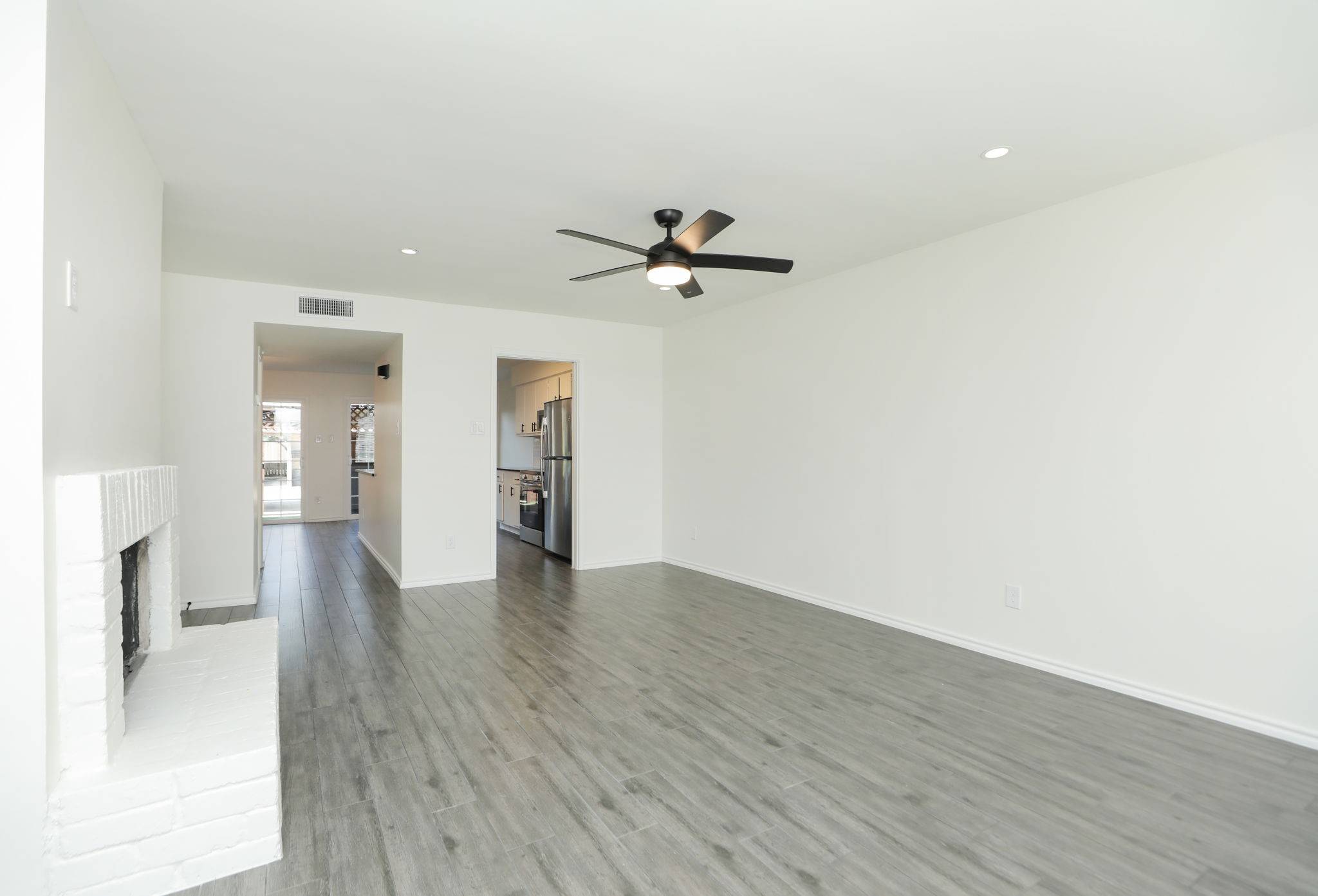 Houston, TX 77092,5800 Lumberdale RD #17