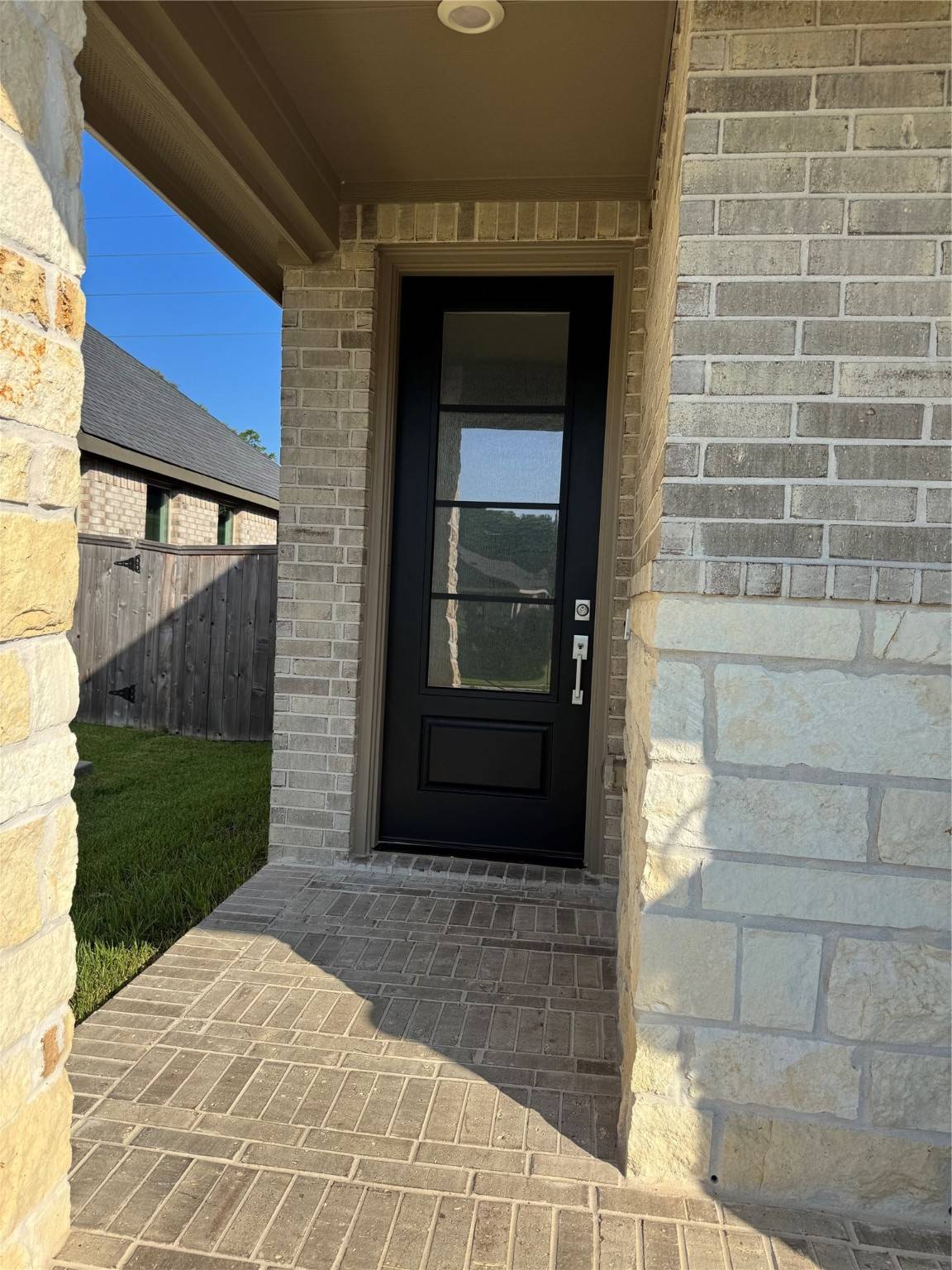 Pinehurst, TX 77362,35428 WOODTRACE CIR
