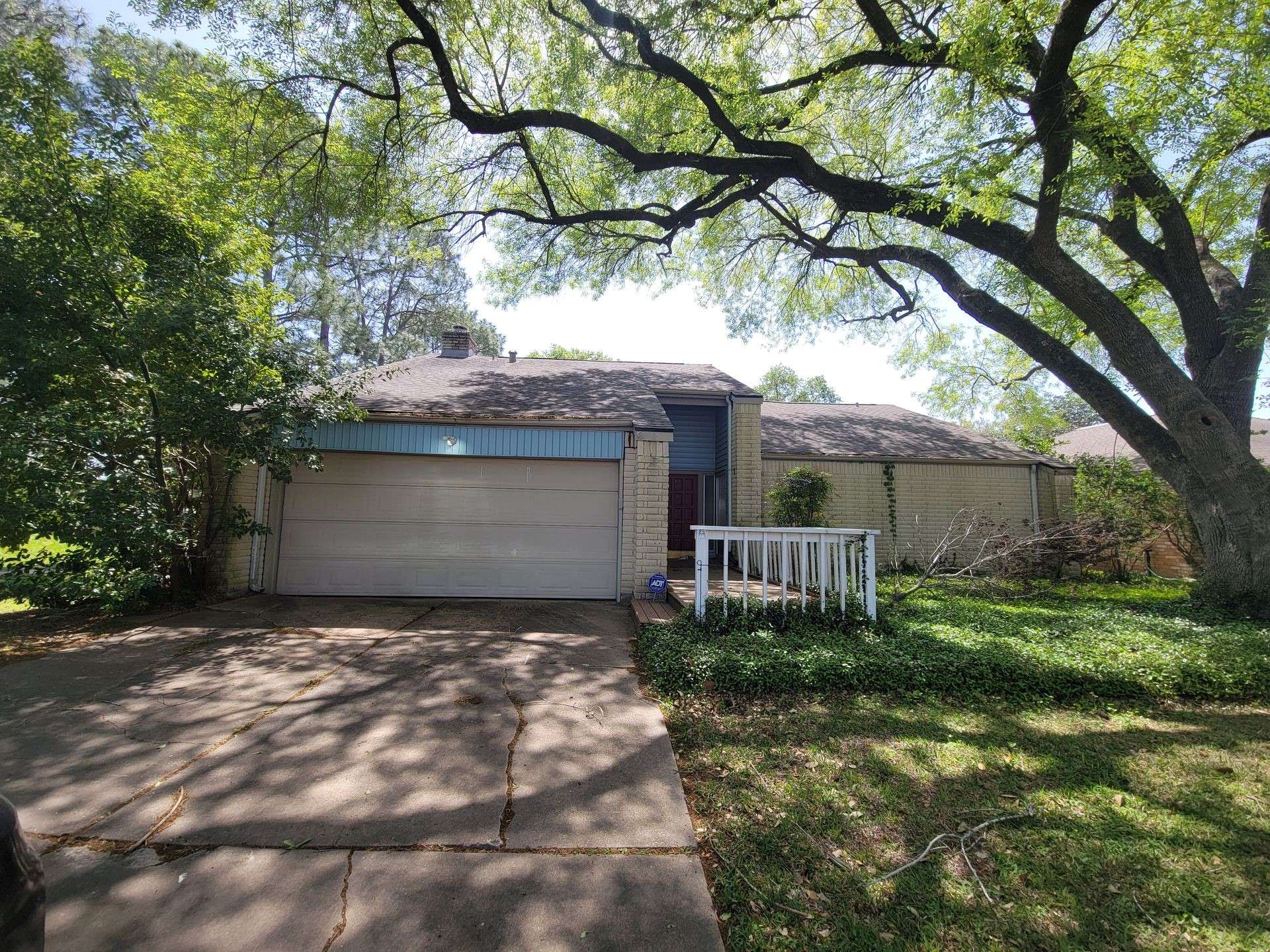 Houston, TX 77059,16026 Brookford DR