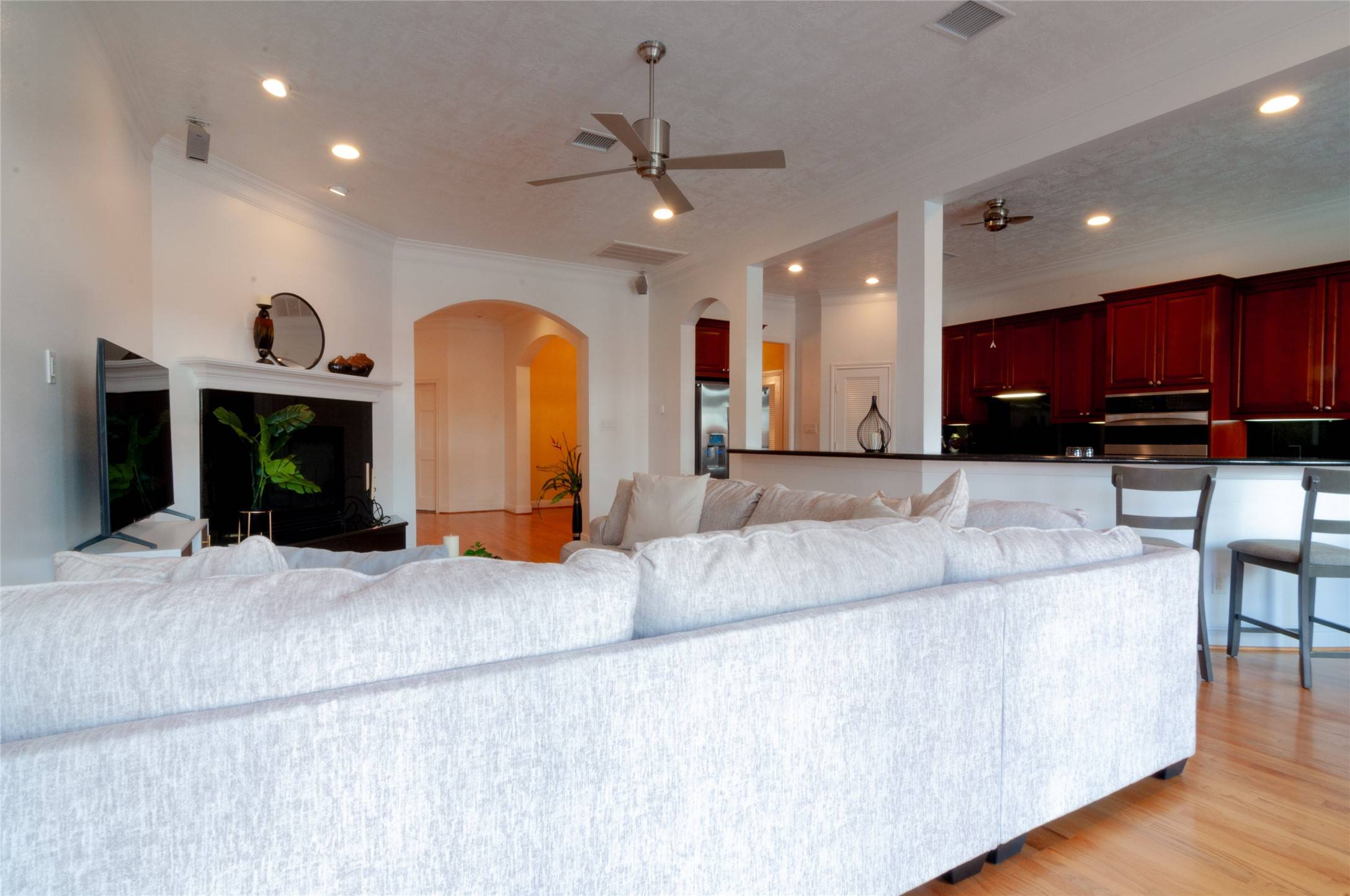 Houston, TX 77056,5346 Mcculloch CIR