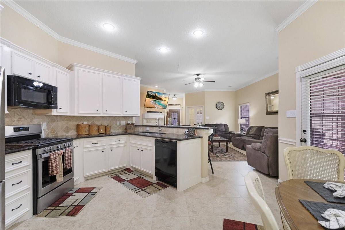 Montgomery, TX 77356,165 April Wind CT
