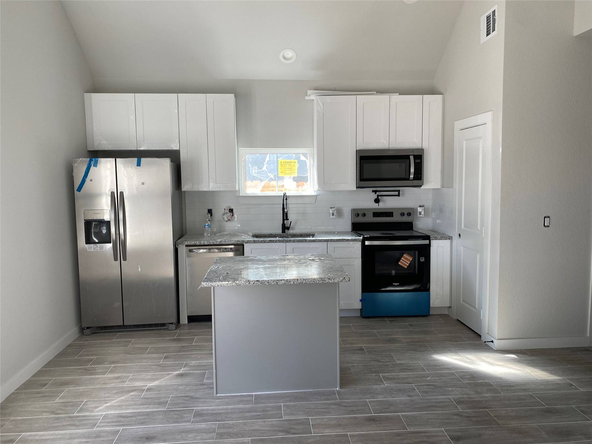 Montgomery, TX 77316,16942 W Lynbrook ST