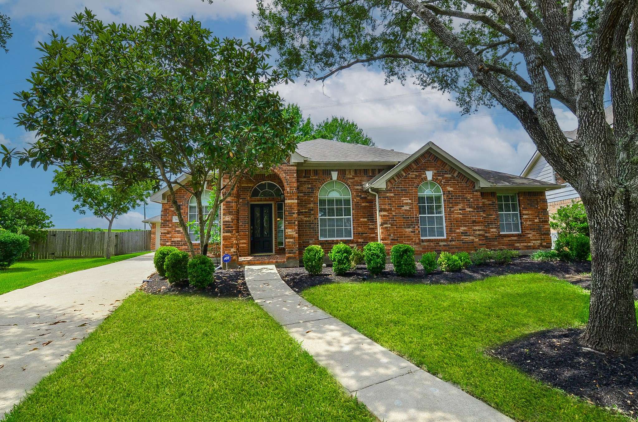 Sugar Land, TX 77479,1430 Sunclair Park LN