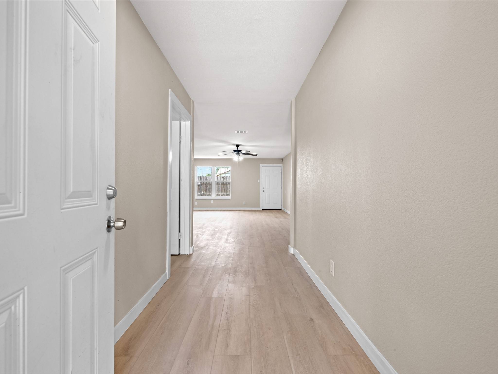 Houston, TX 77033,10202 Teneha DR