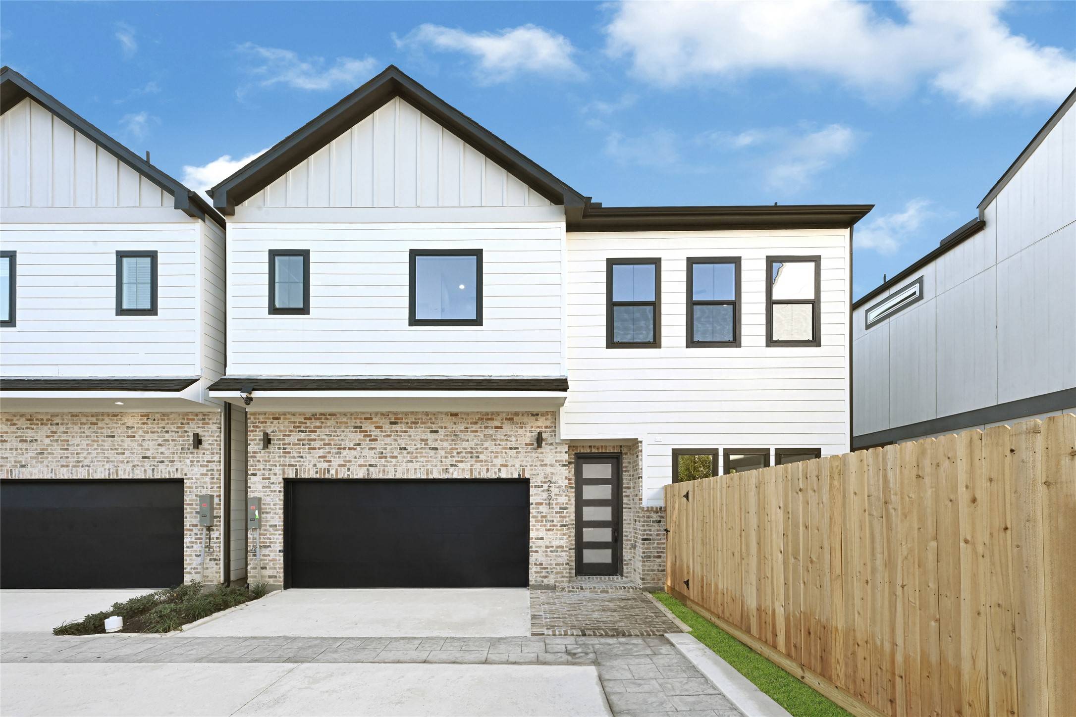 Houston, TX 77091,2591 Paul Quinn ST