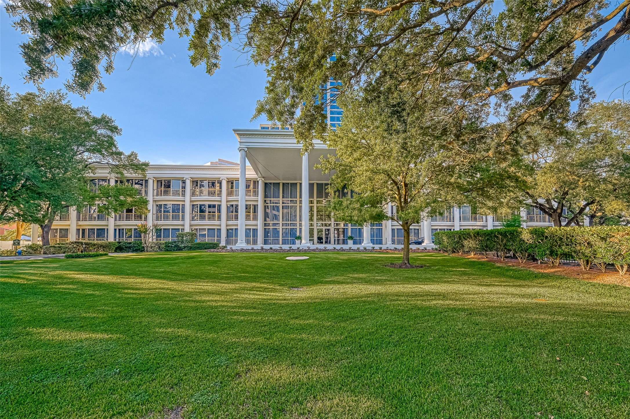 Houston, TX 77056,5050 Ambassador WAY #312