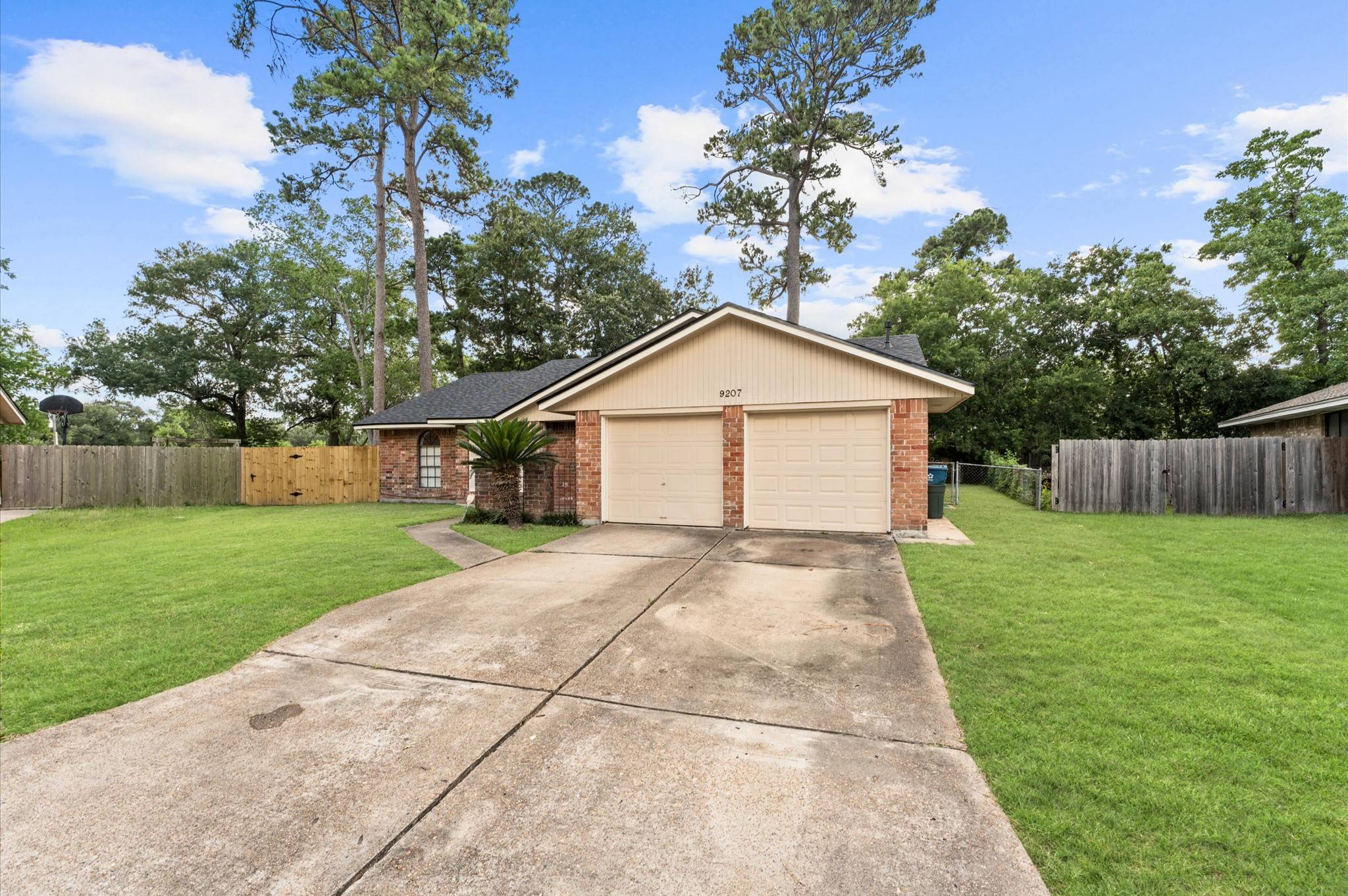 Houston, TX 77040,9207 Loren LN