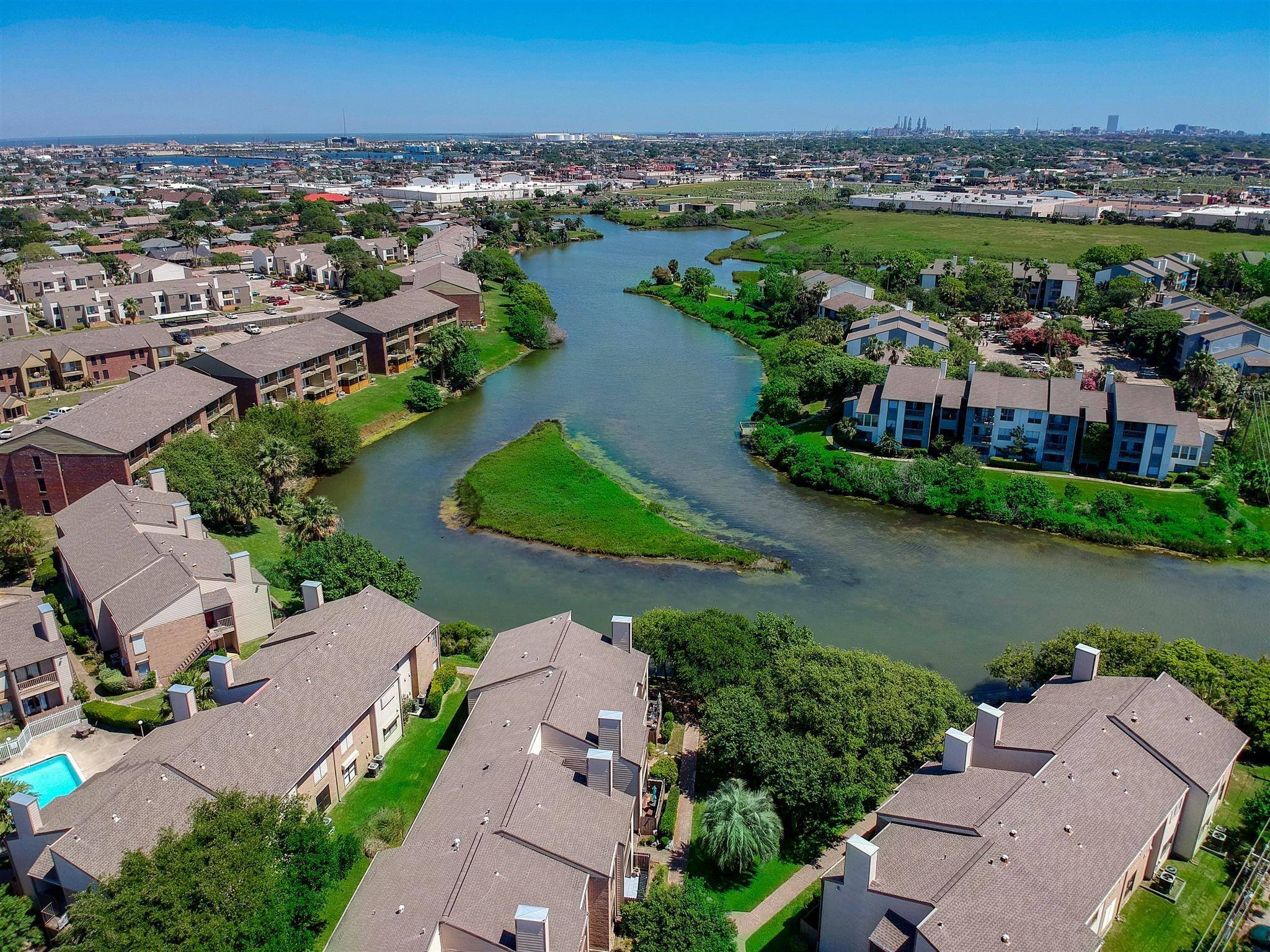 Galveston, TX 77551,3220 69th ST #F4