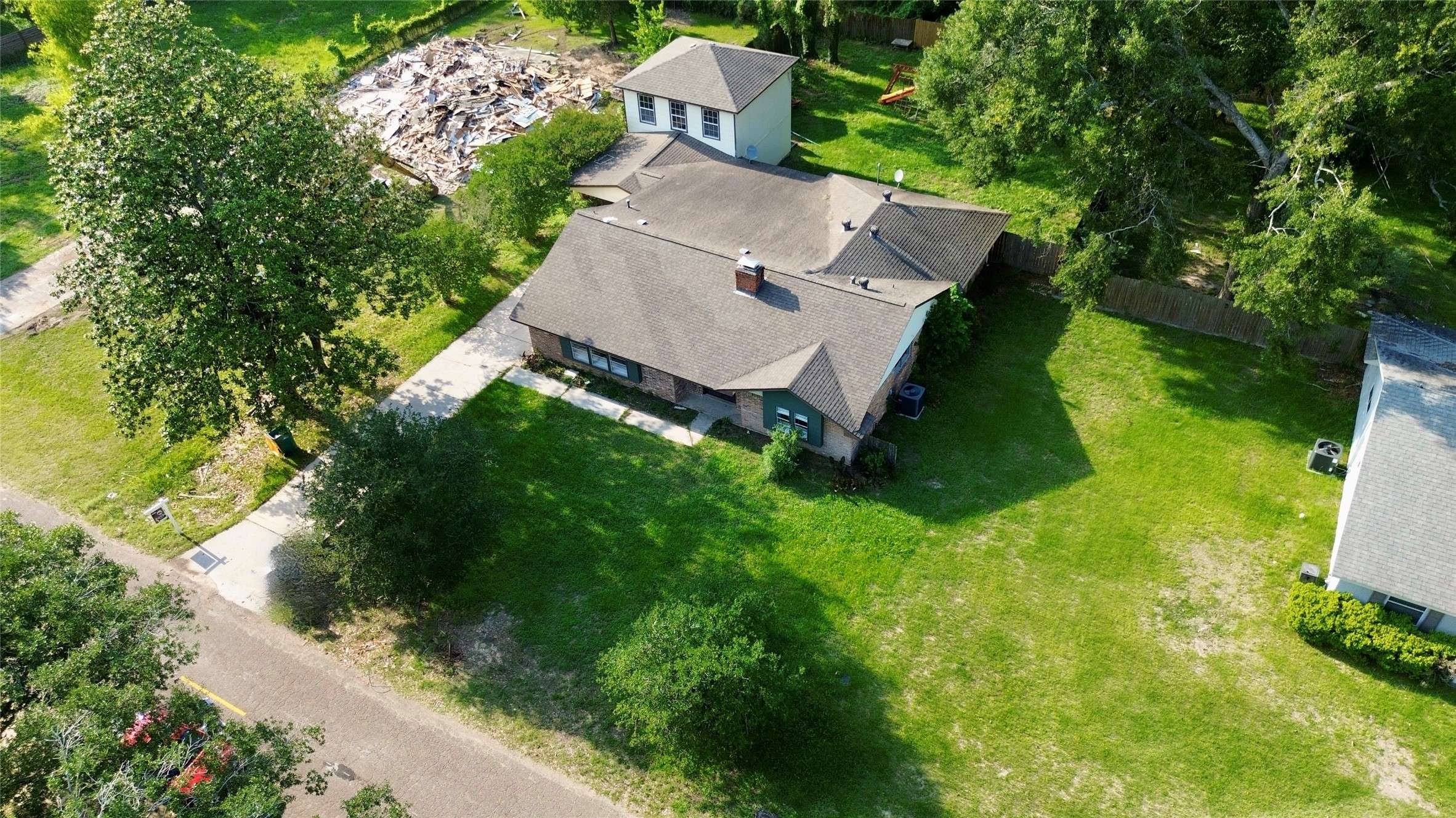 Conroe, TX 77385,208 Sherbrook CIR