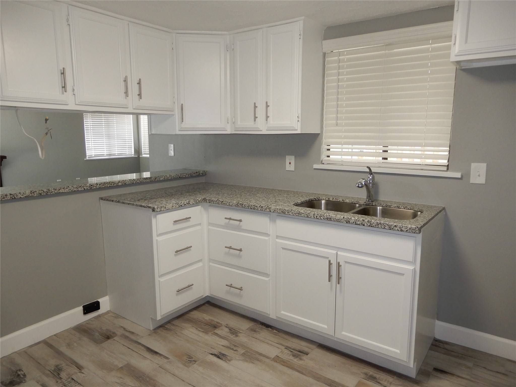 Huntsville, TX 77320,26612 Quail CT