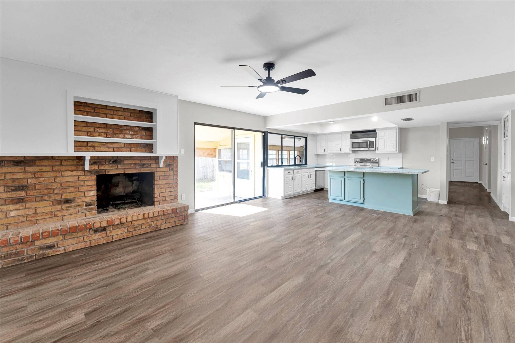 Spring, TX 77388,18330 Navajo Trail DR