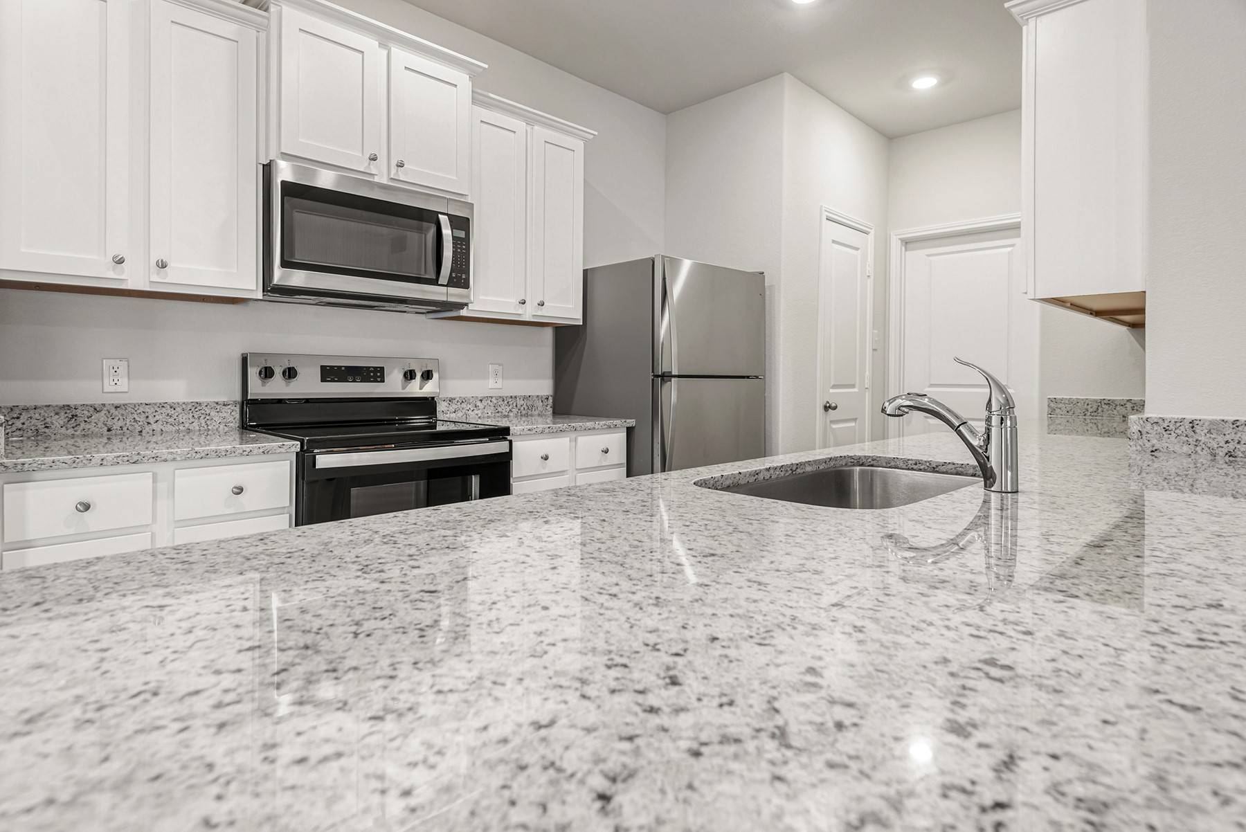 Houston, TX 77016,8207 Burnt Orchid DR