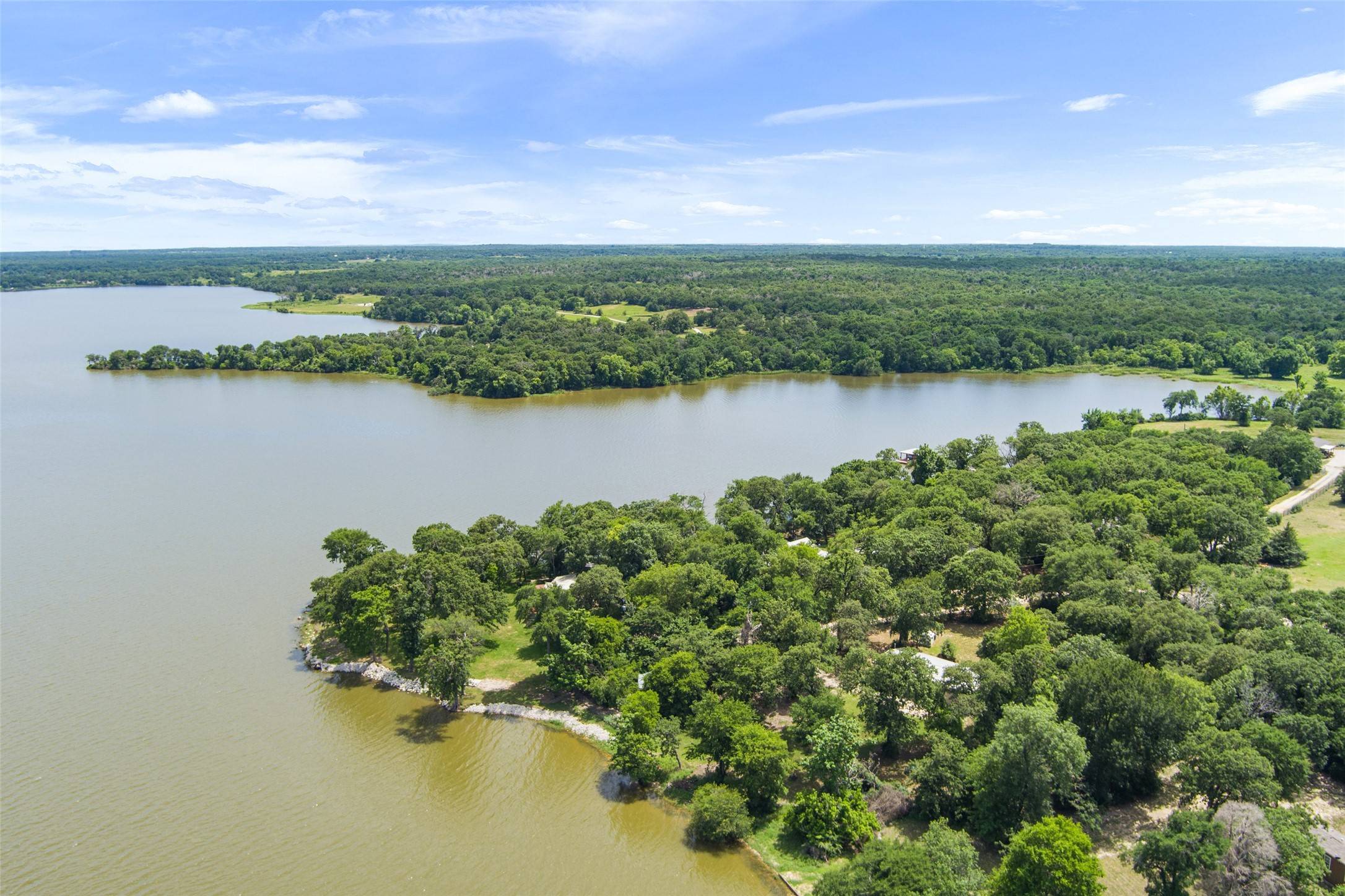 Groesbeck, TX 76642,885 LCR 794