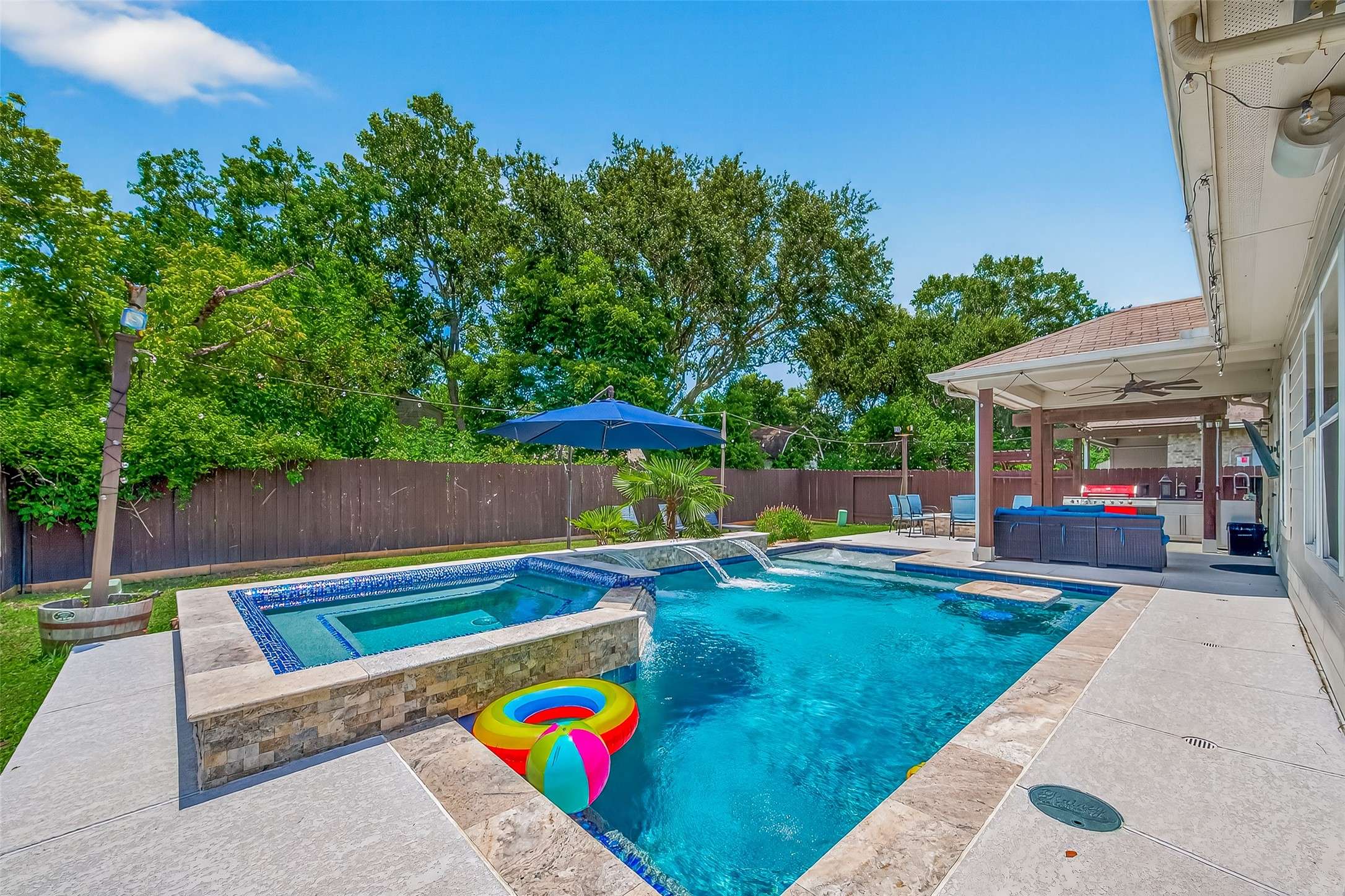Hitchcock, TX 77563,7327 Parkview DR