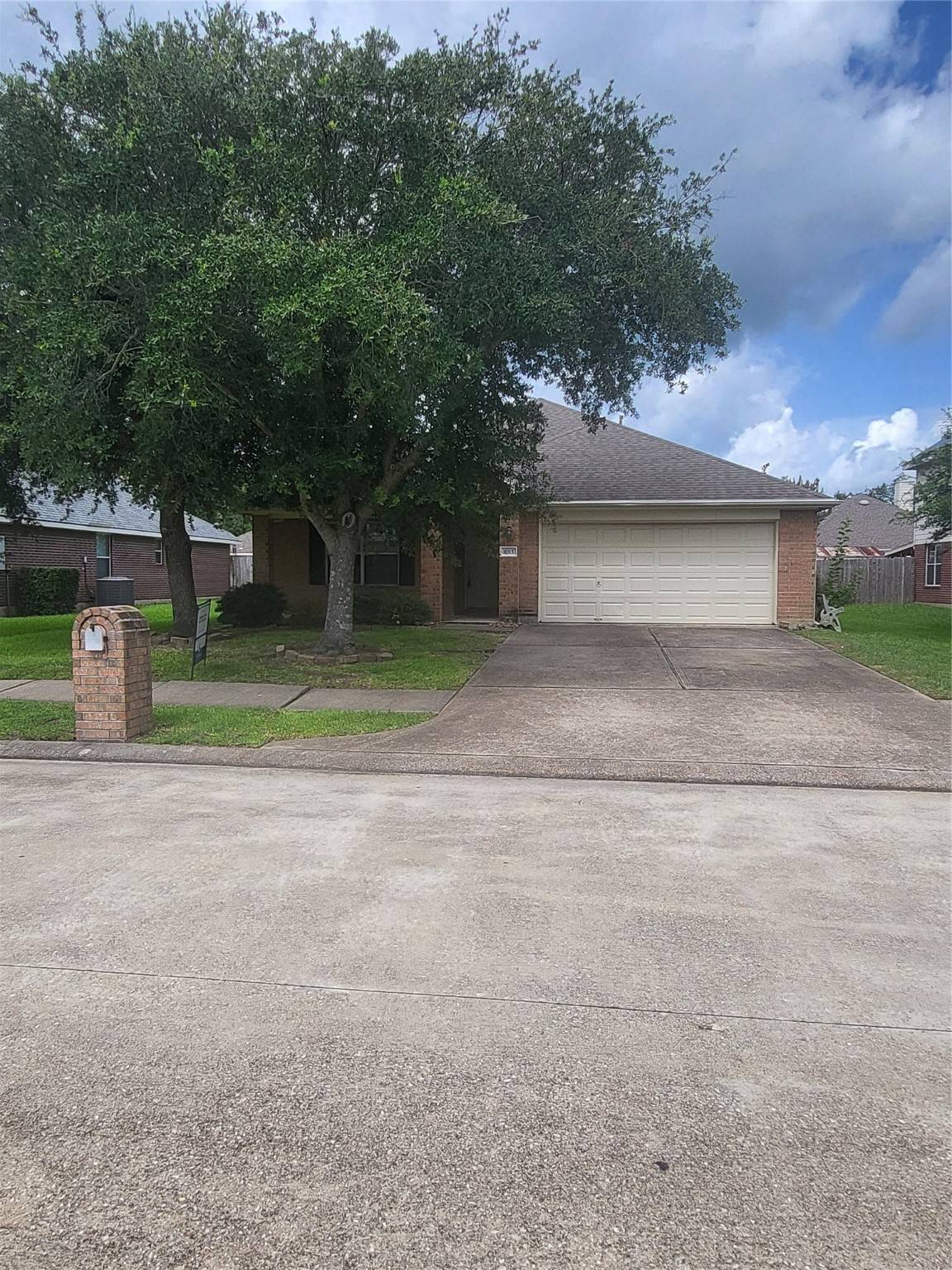 Baytown, TX 77521,8315 Tarragon LN E